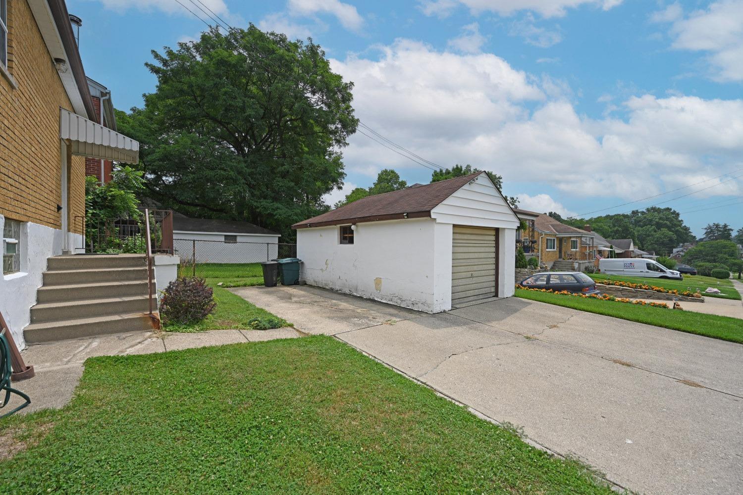 4031 Homelawn Avenue