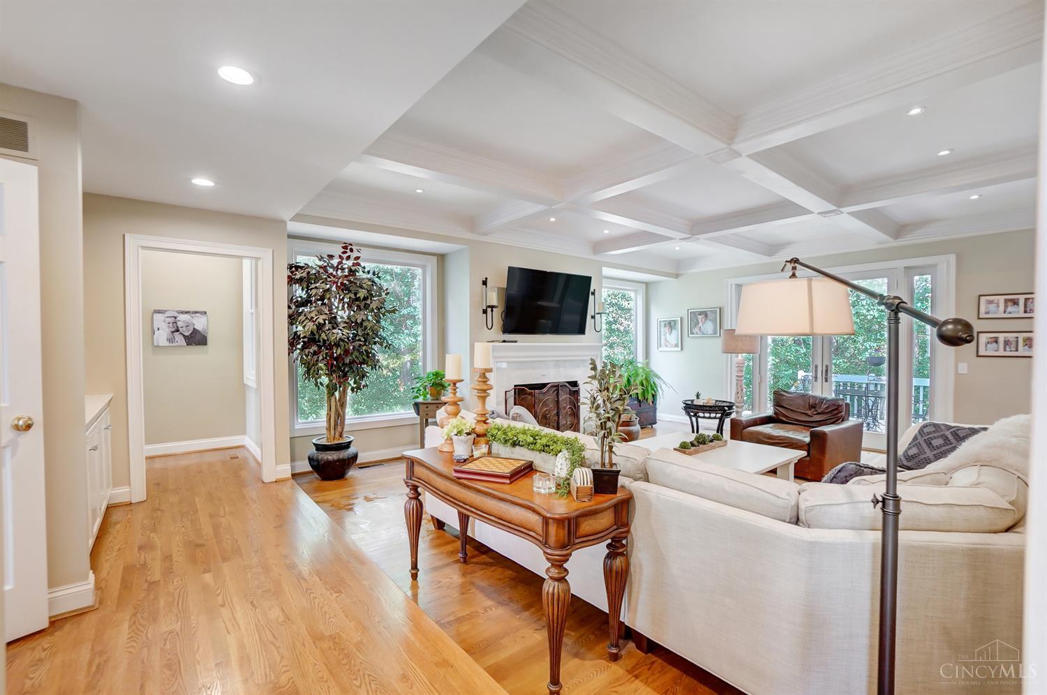 706 Spring Hill Lane