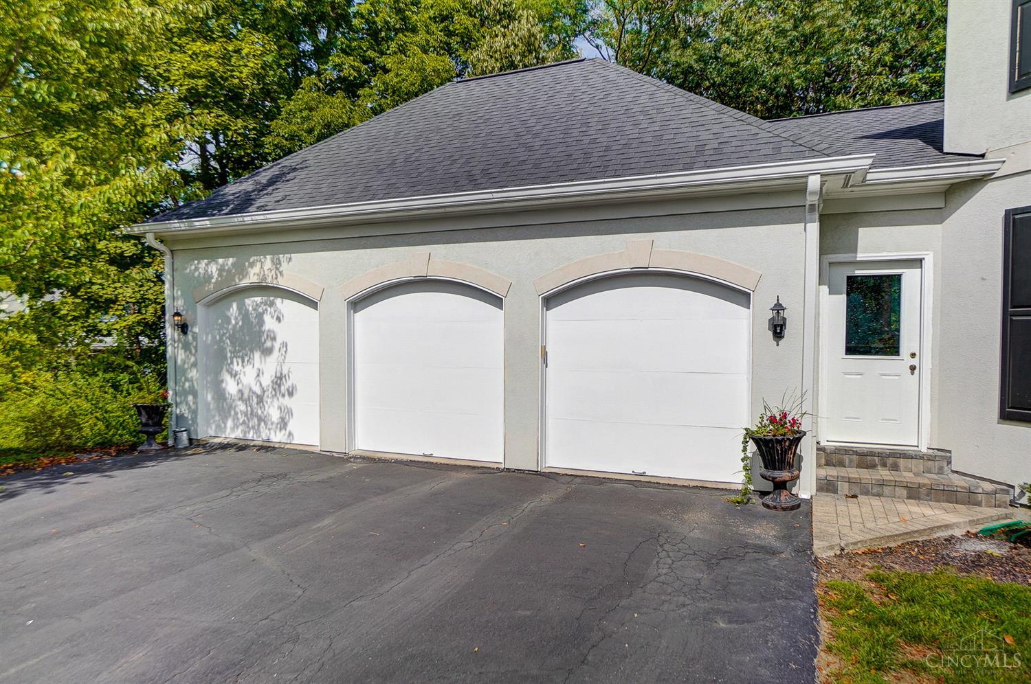 706 Spring Hill Lane