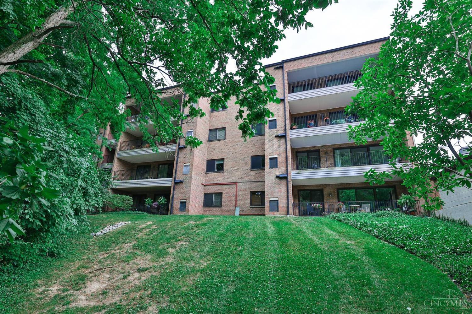 3646 Ashworth Drive 401