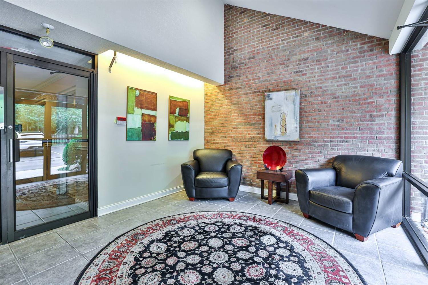 3646 Ashworth Drive 401