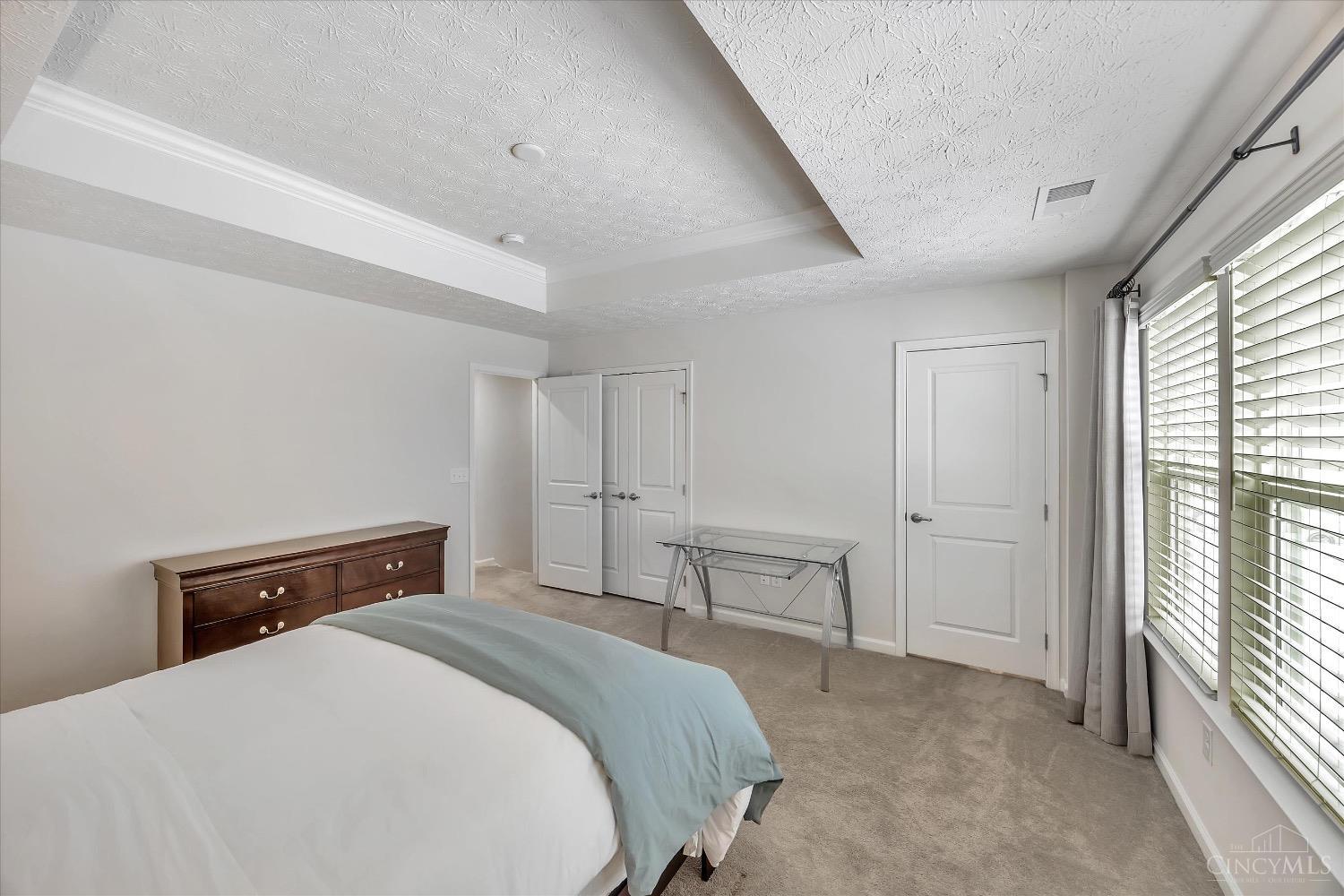 7903 Pinnacle Point Drive