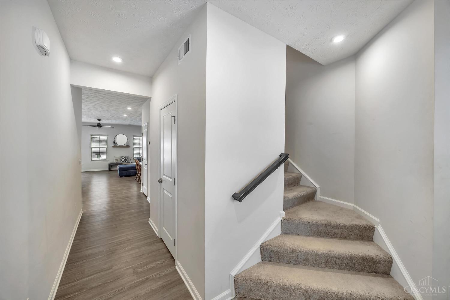 7903 Pinnacle Point Drive