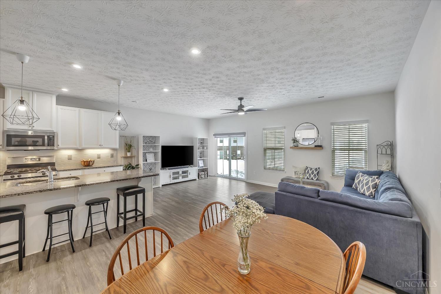 7903 Pinnacle Point Drive