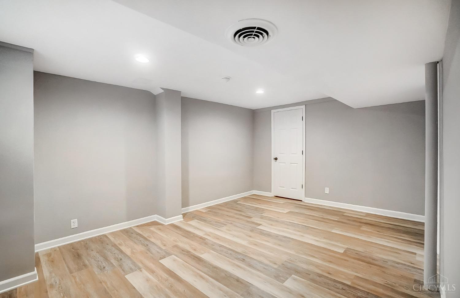 5289 Leatherwood Drive