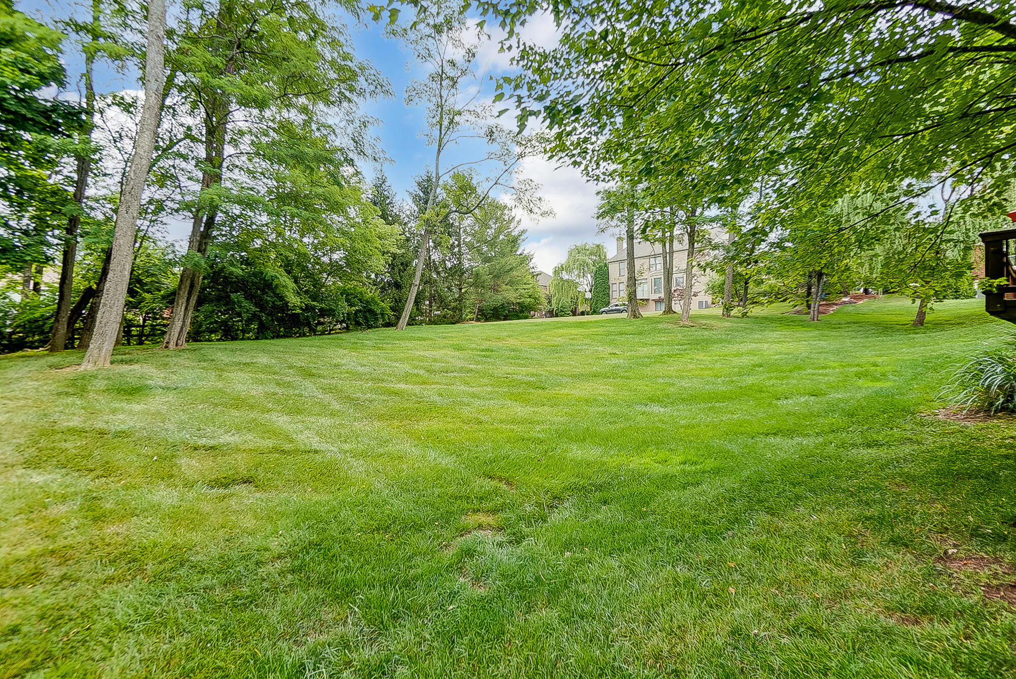 9996 Cedarwood Drive