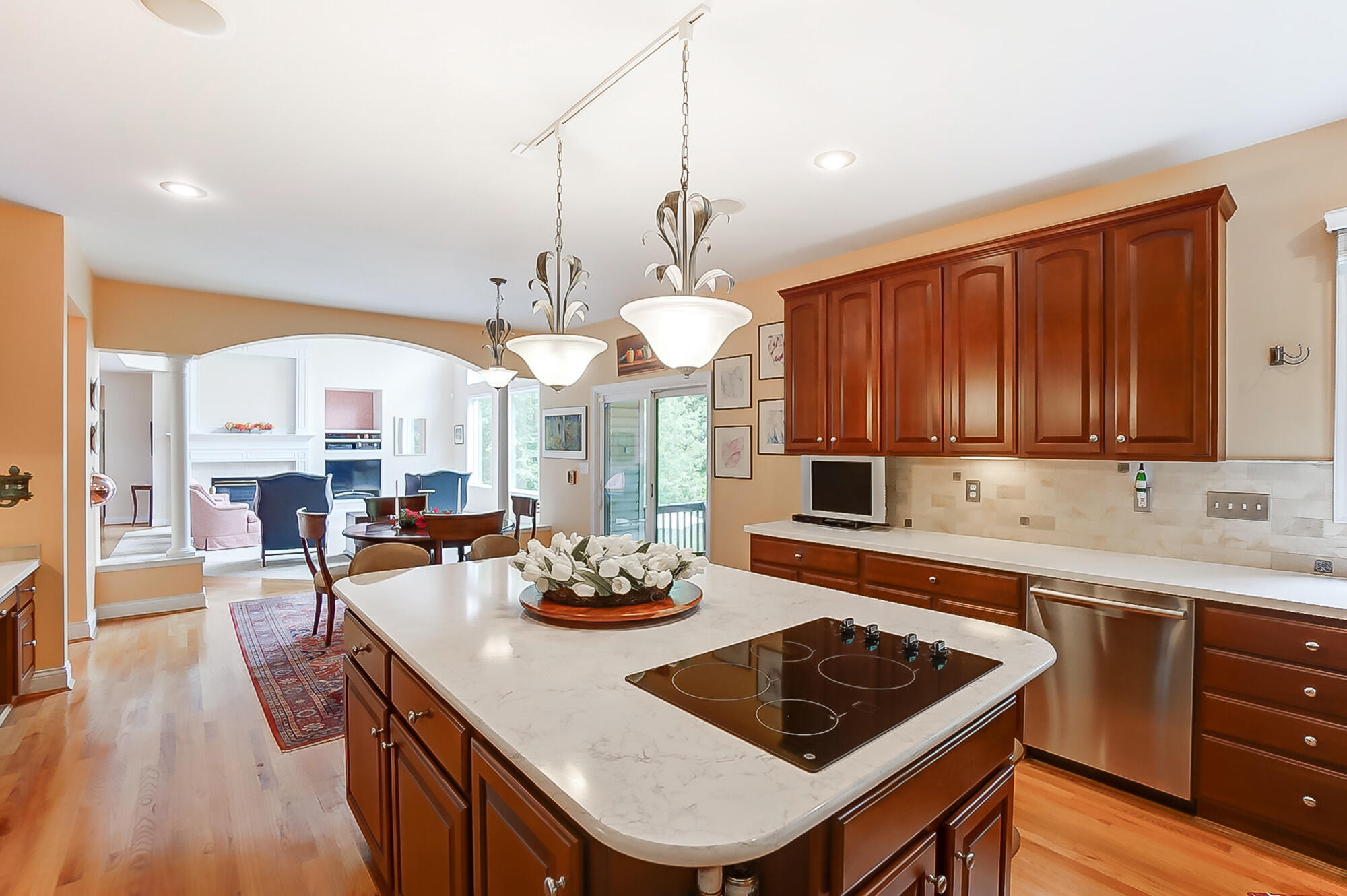 9996 Cedarwood Drive