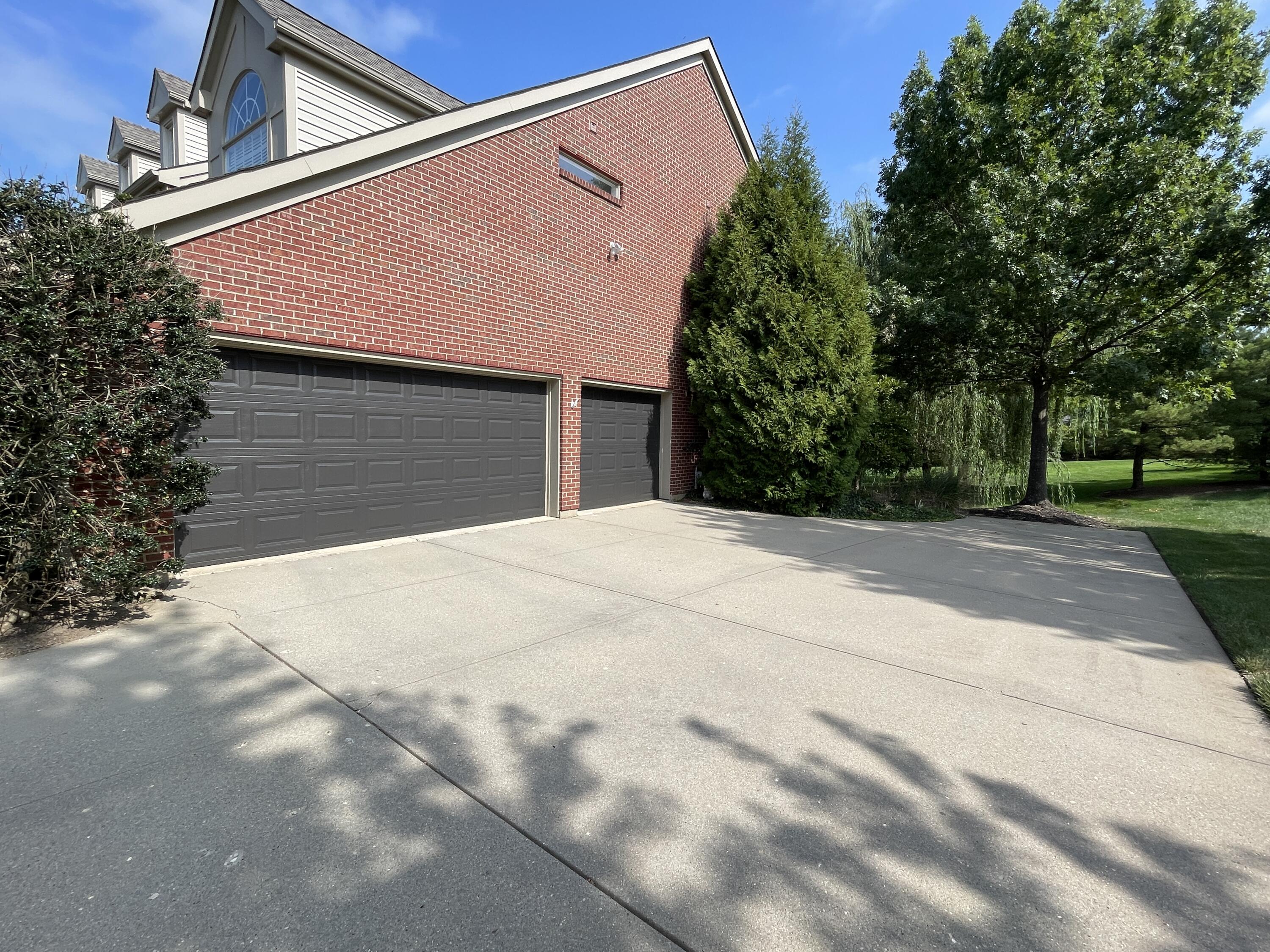 9996 Cedarwood Drive