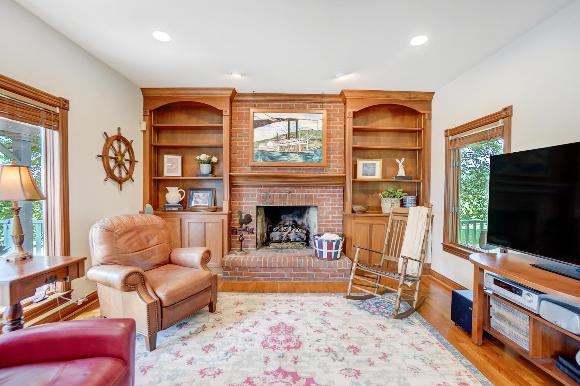2677 Hathaway Road
