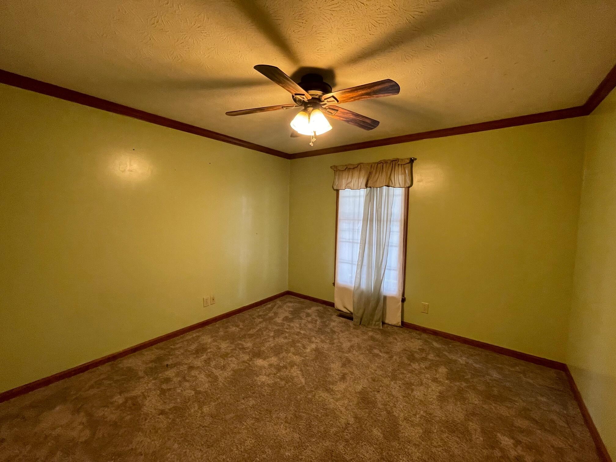 1945 Dry Ridge Mount Zion Road