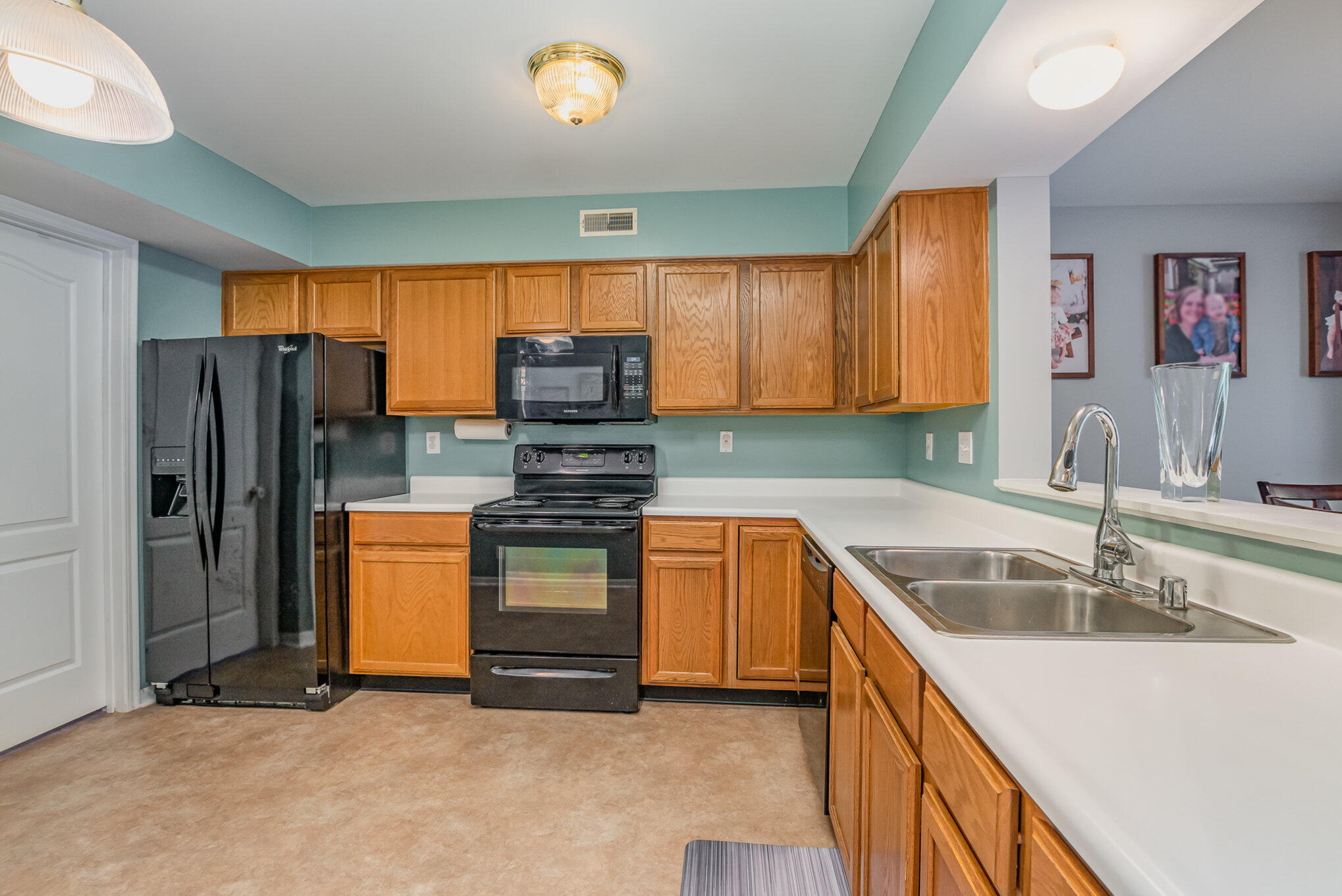 7335 Centrecrest Lane, E