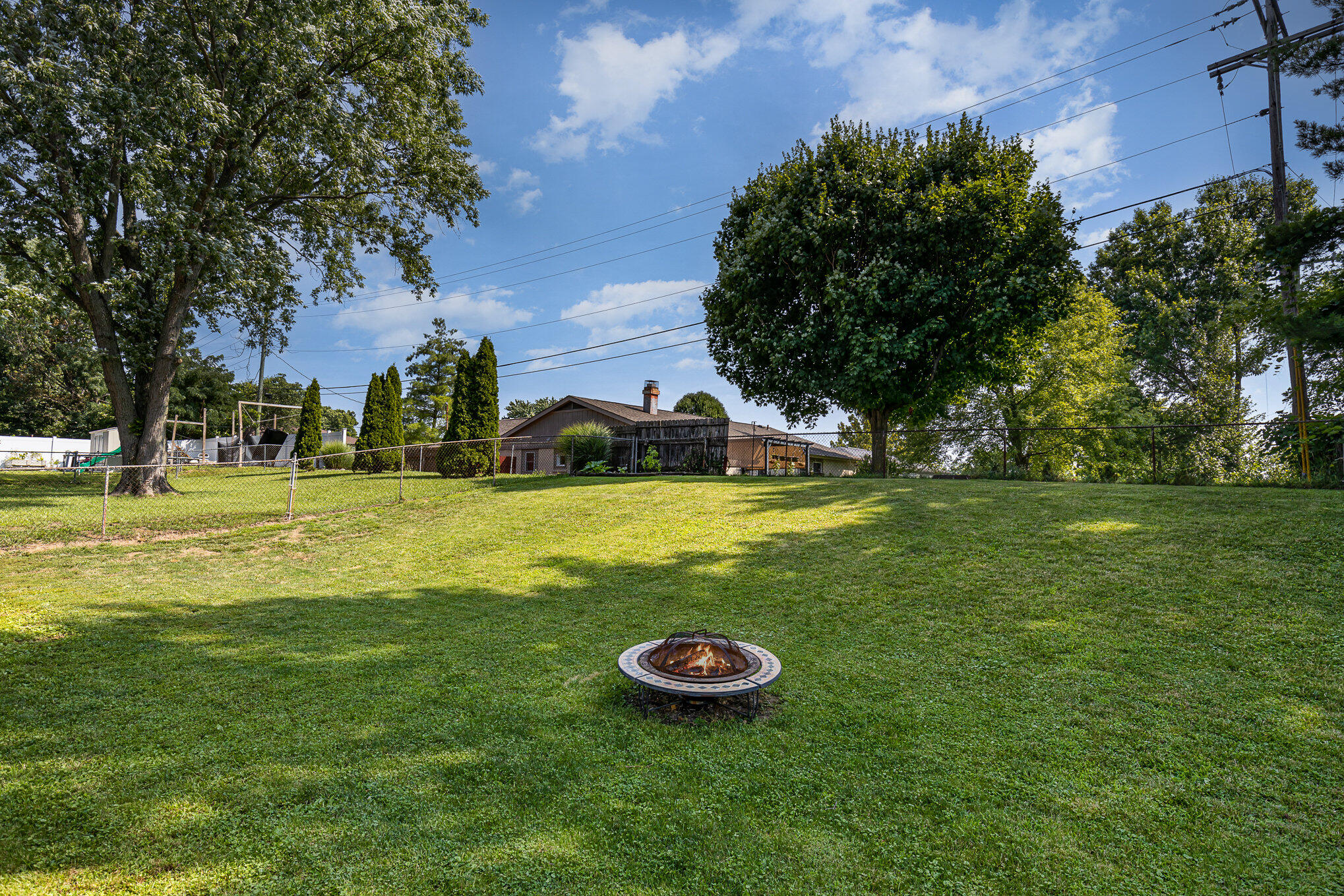 3489 Misty Creek Dr Drive