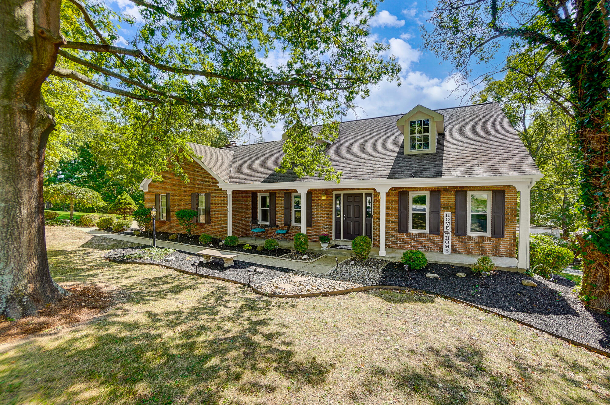 8166 N Dilcrest Circle