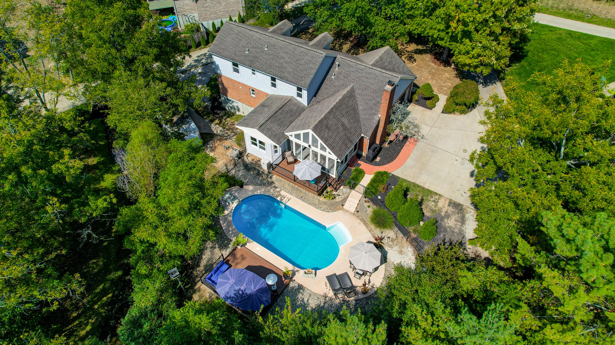 8166 N Dilcrest Circle