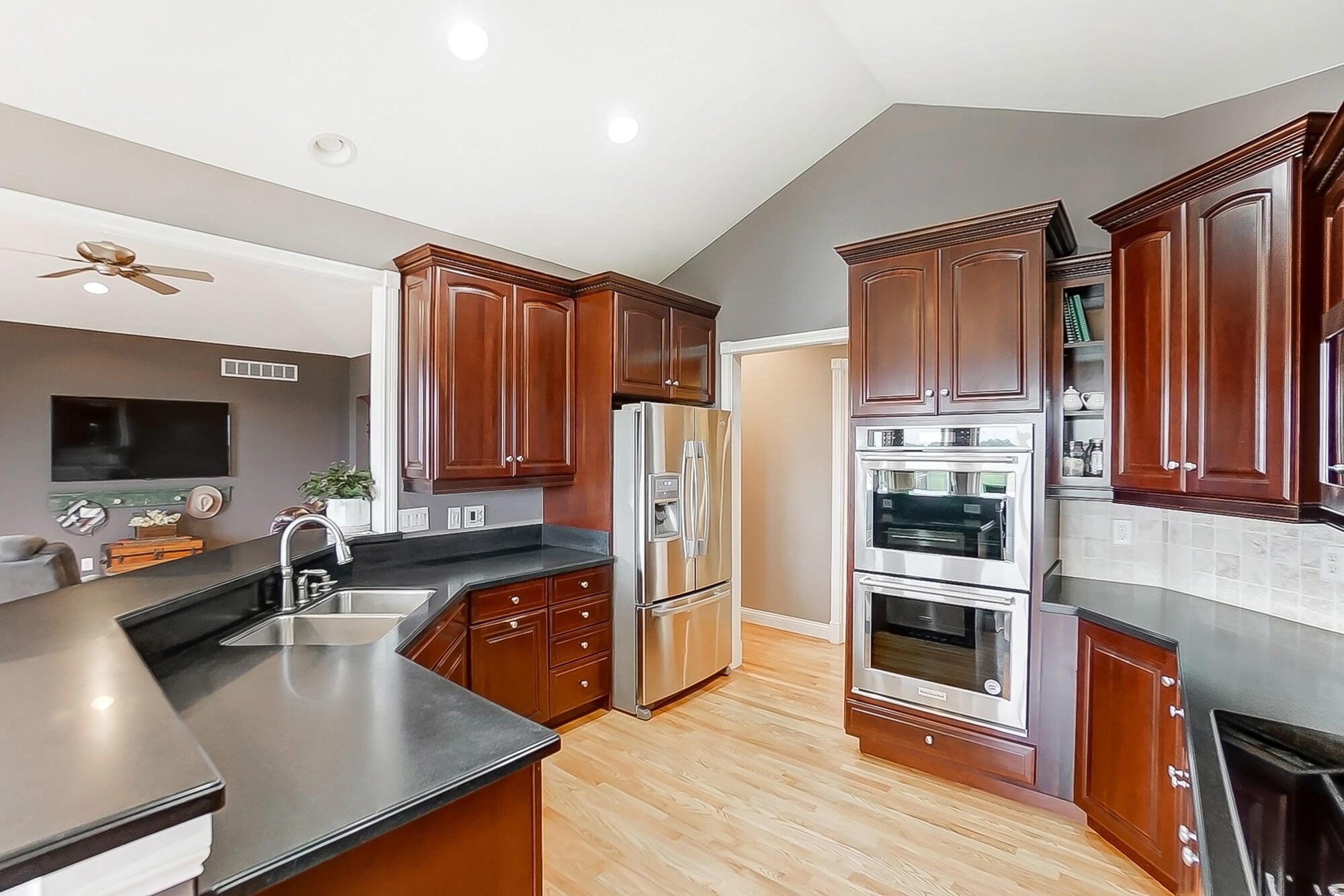 15619 Lebanon Crittenden Road
