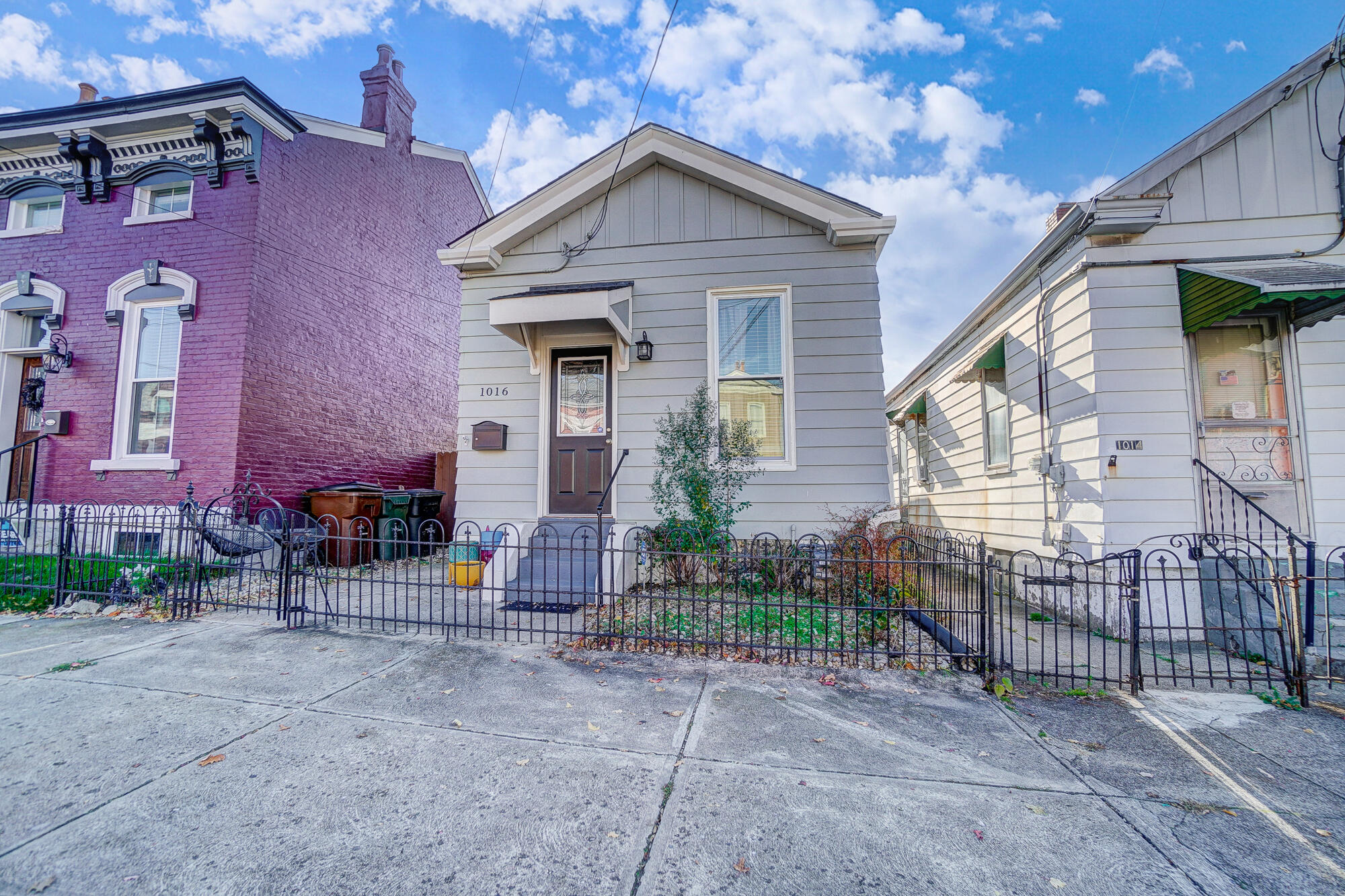 1016 Columbia Street