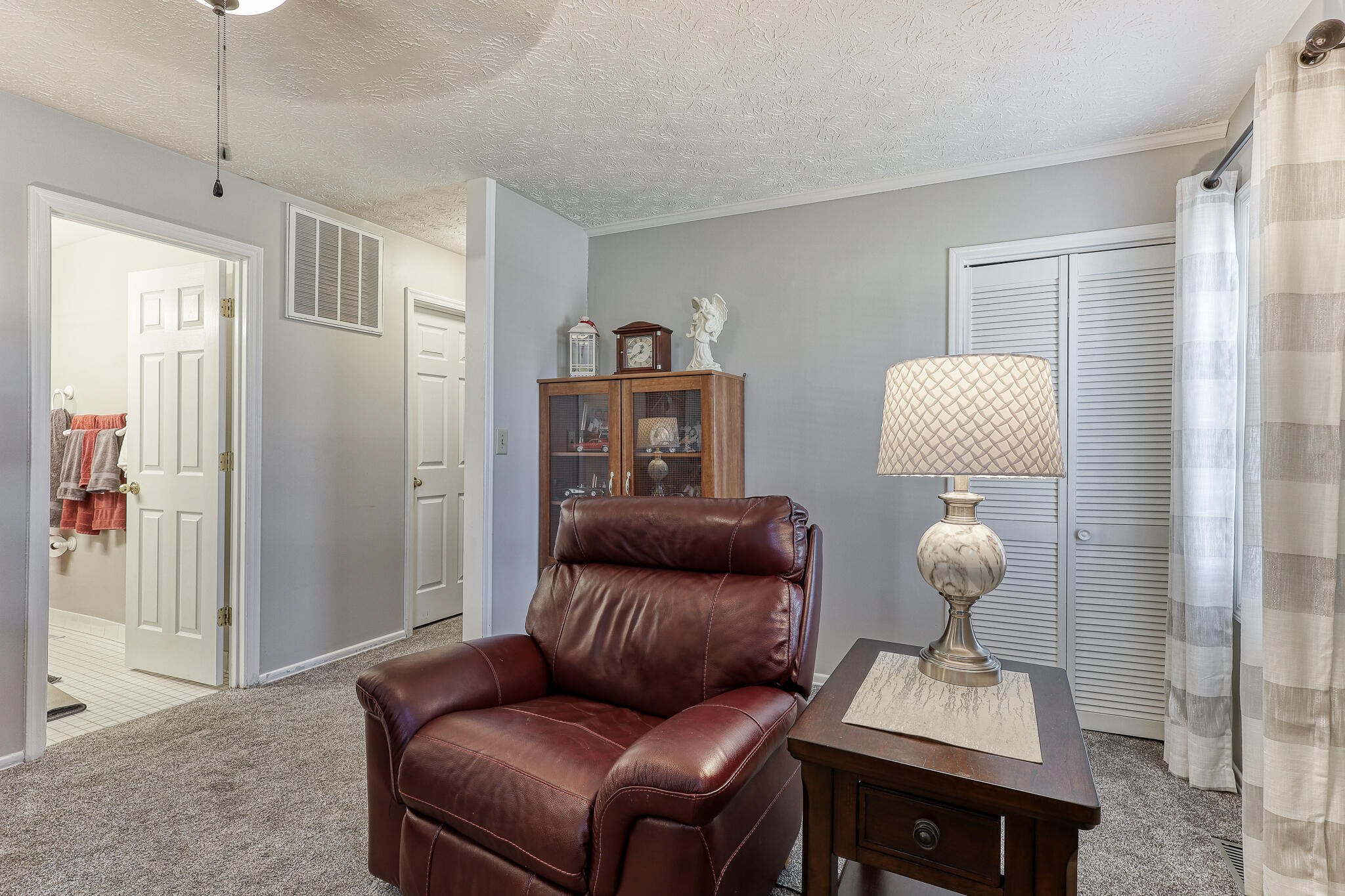 7767 Walnut Creek Drive