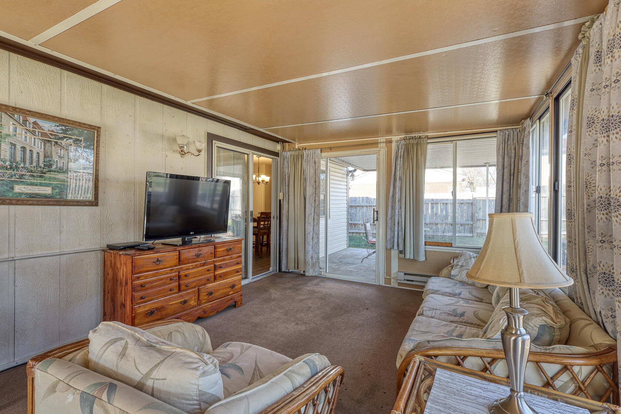 7767 Walnut Creek Drive