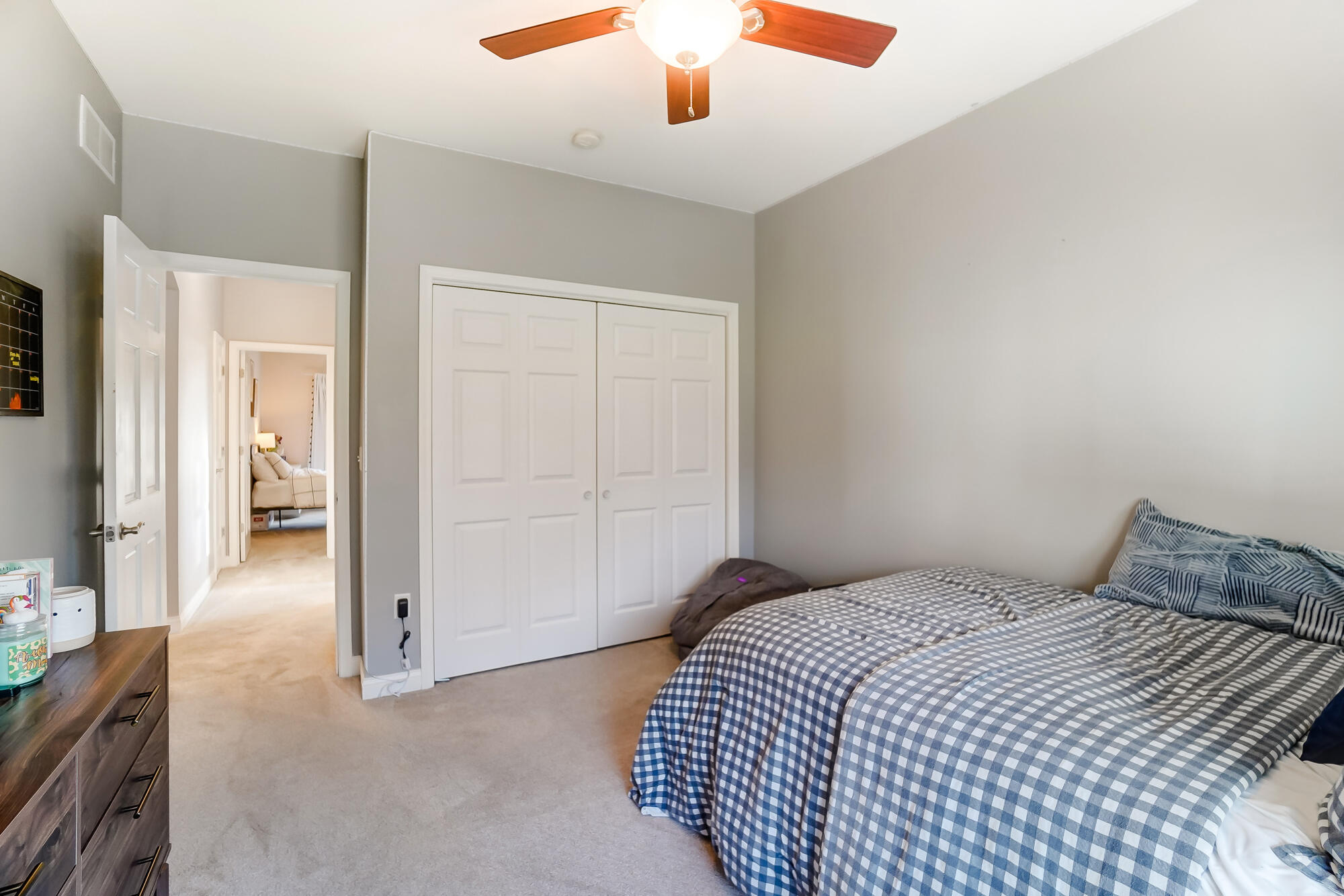 2768 Sunchase Boulevard