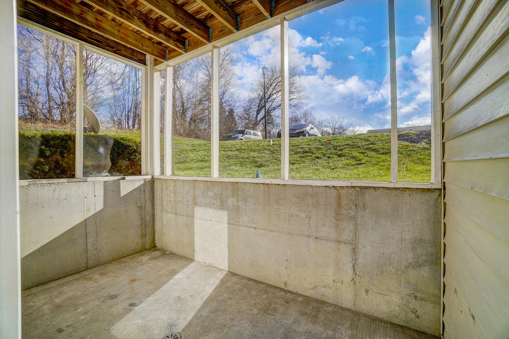 10200 Crossbow Court, 2