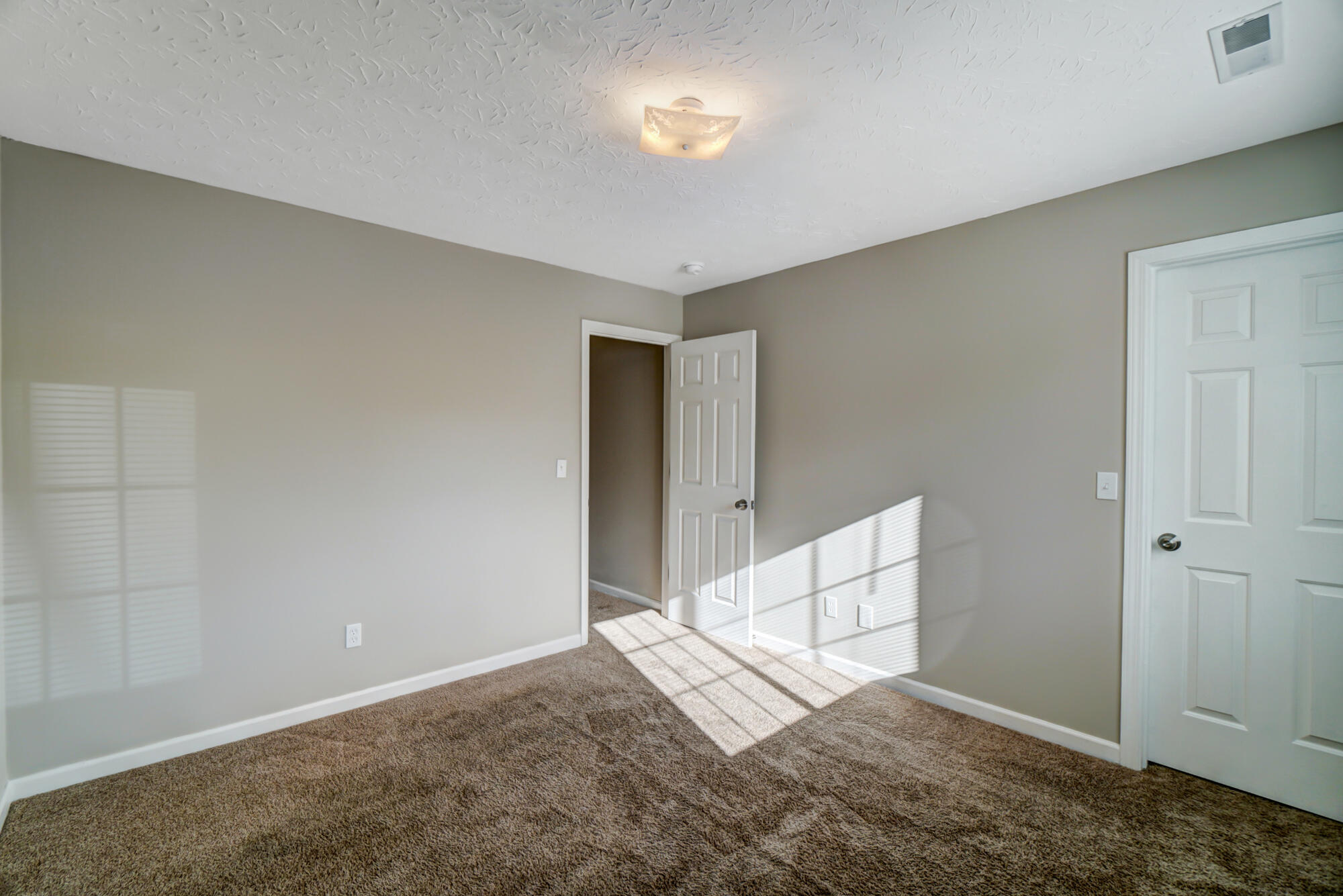 10200 Crossbow Court, 2