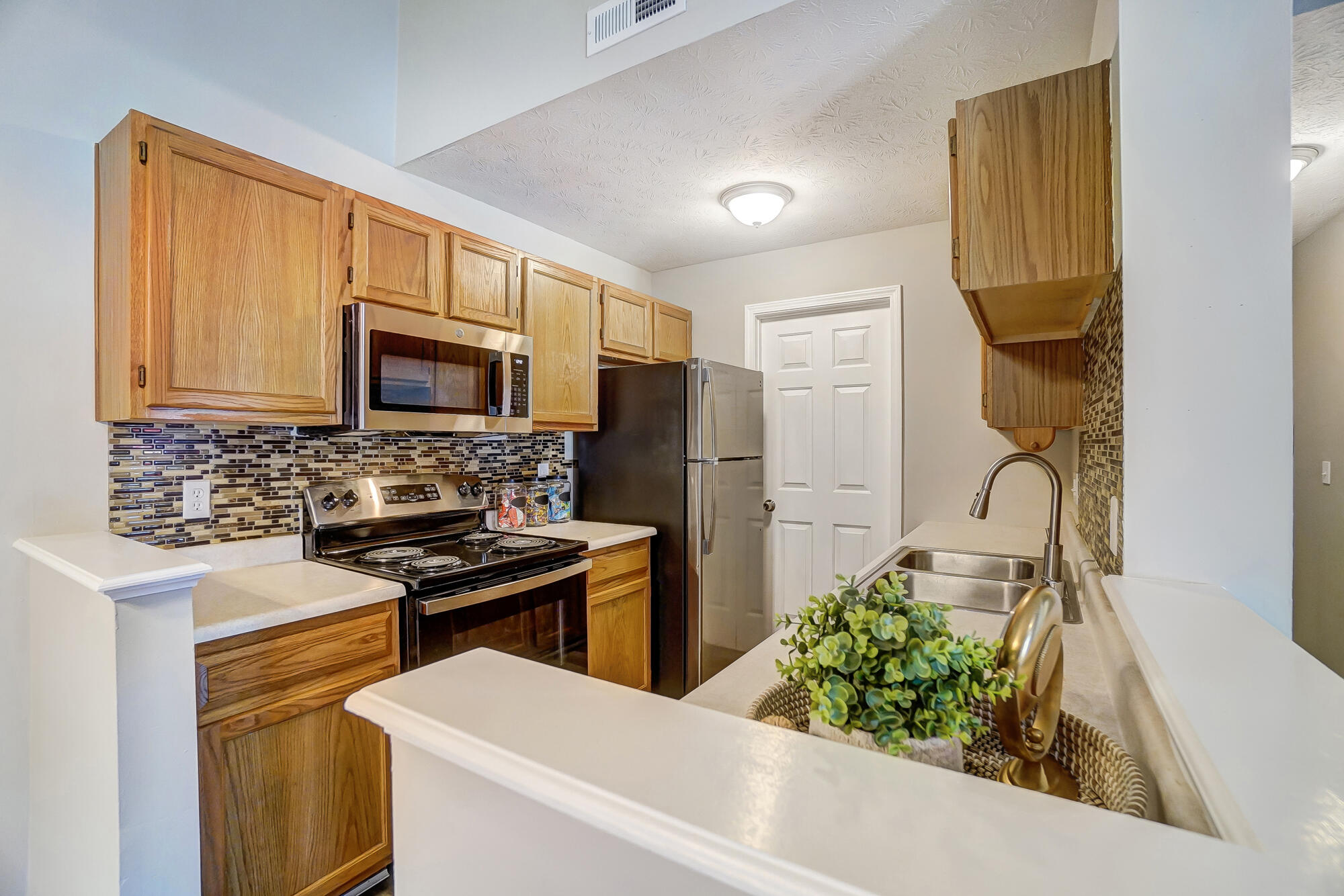 10160 Carnation Court, 9