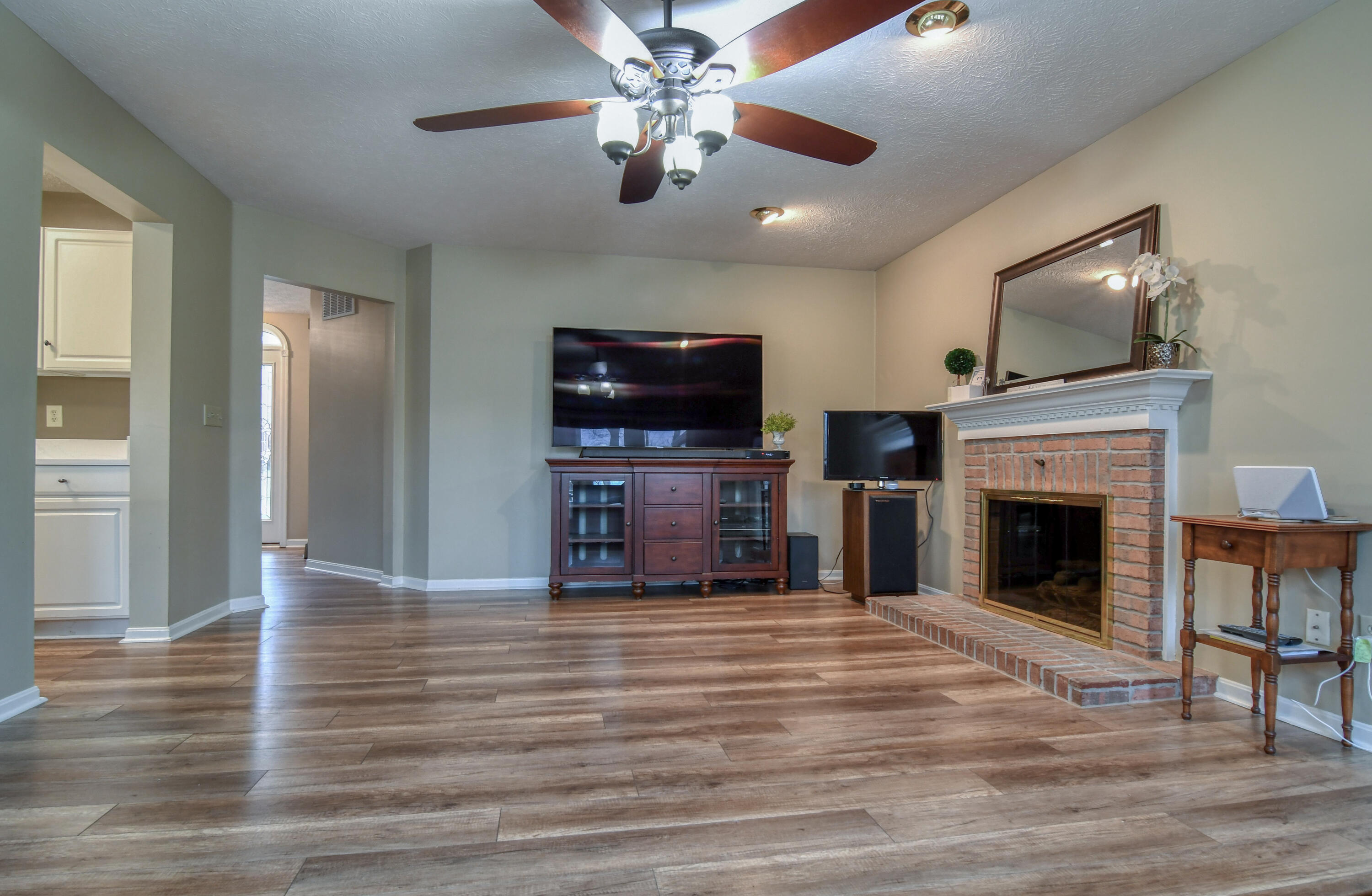 1873 Grovepointe Drive