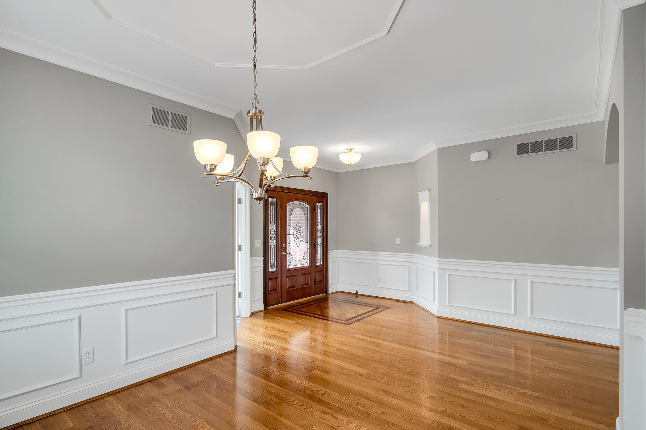 60 Arcadia Avenue