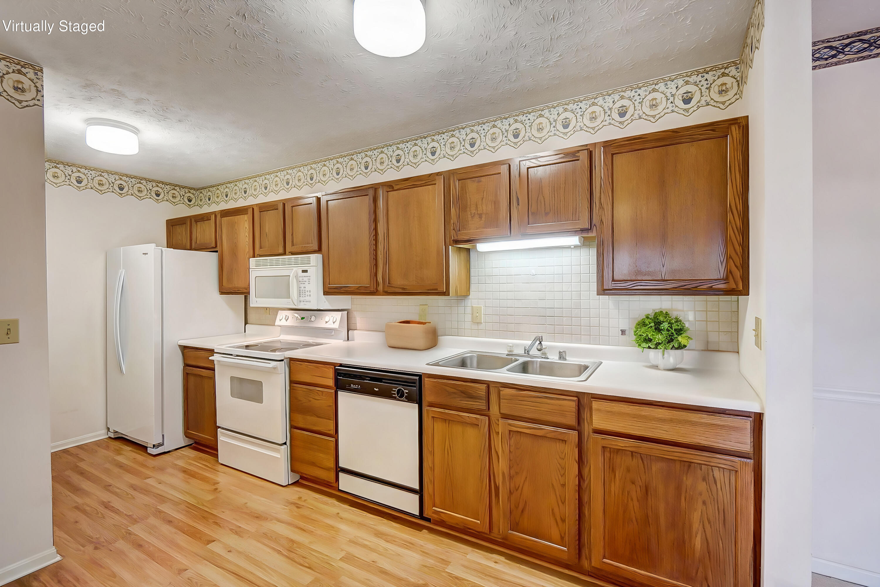 2316 Northmoor Lane, 102