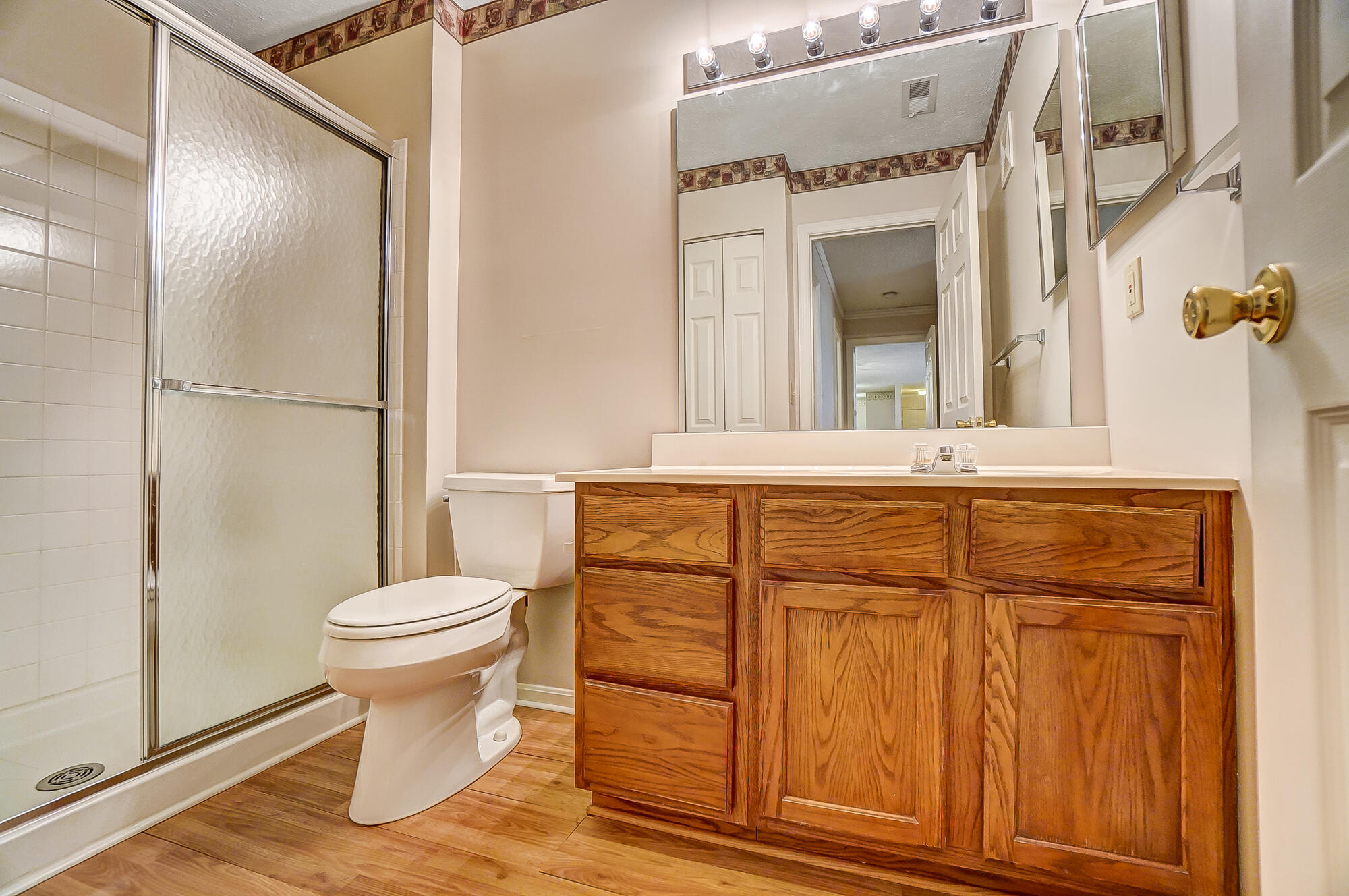 2316 Northmoor Lane, 102