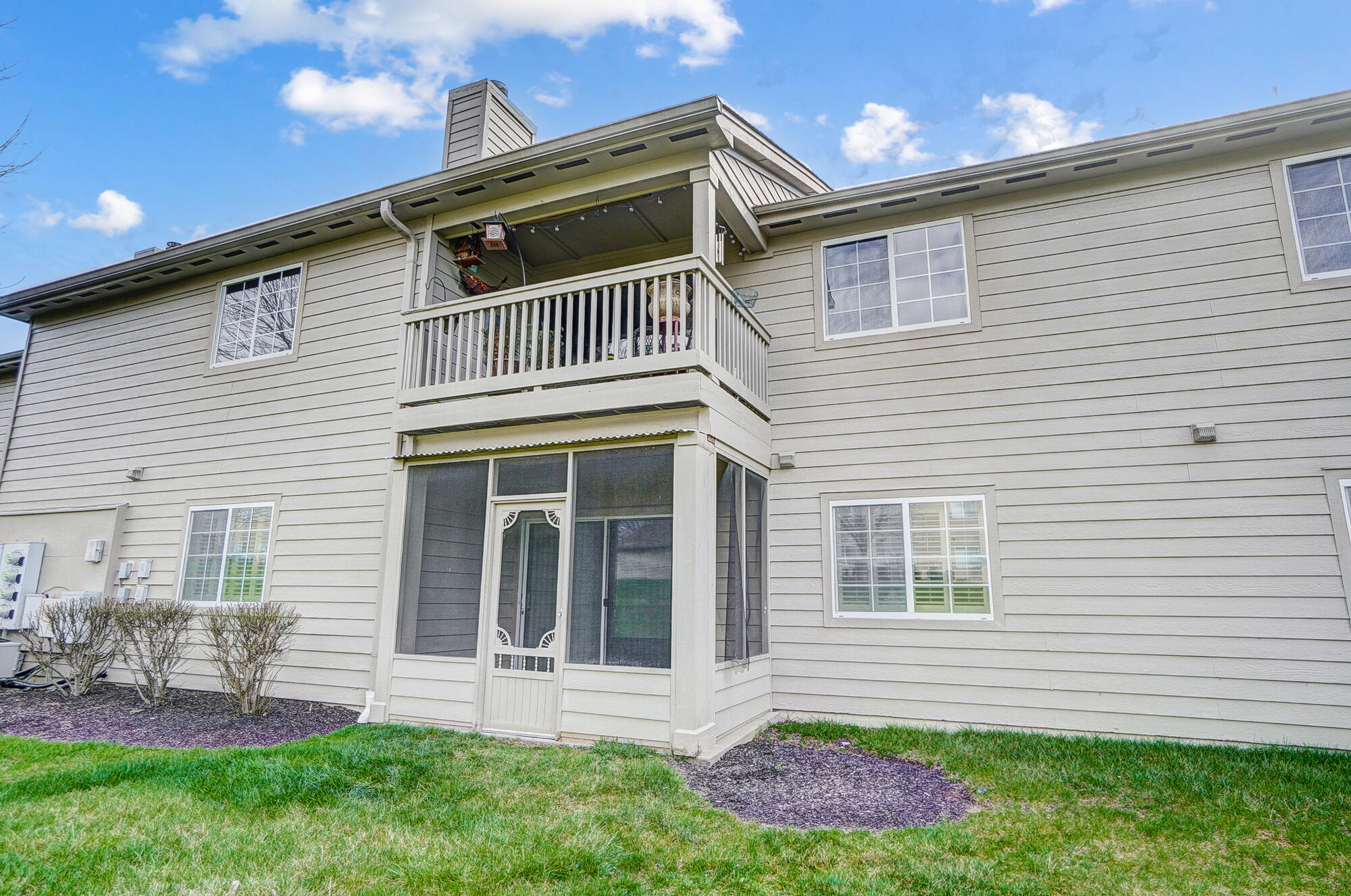 2316 Northmoor Lane, 102