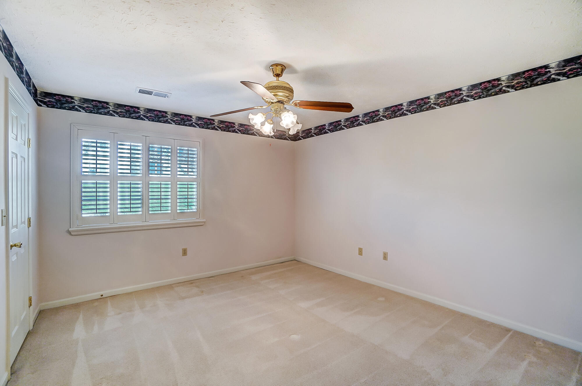 2316 Northmoor Lane, 102