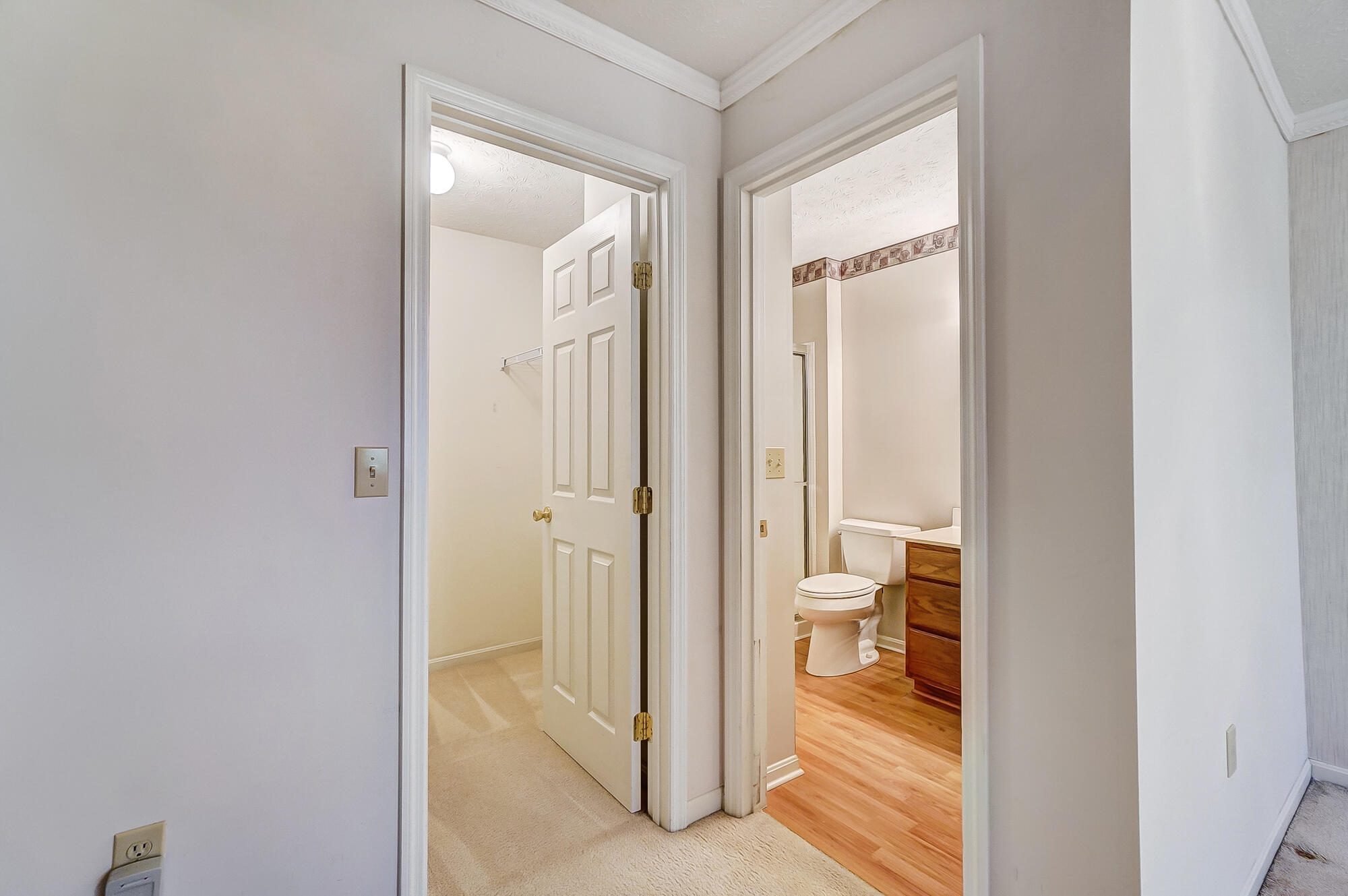 2316 Northmoor Lane, 102