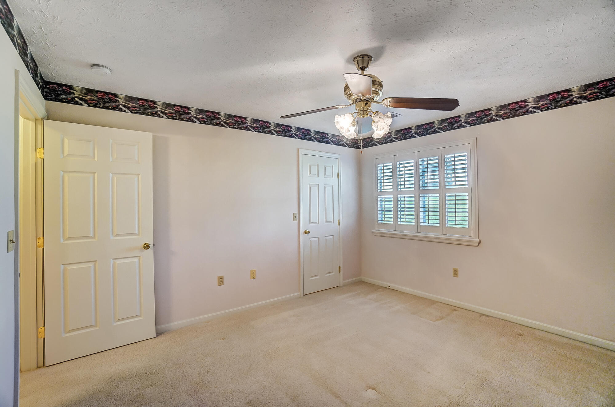 2316 Northmoor Lane, 102