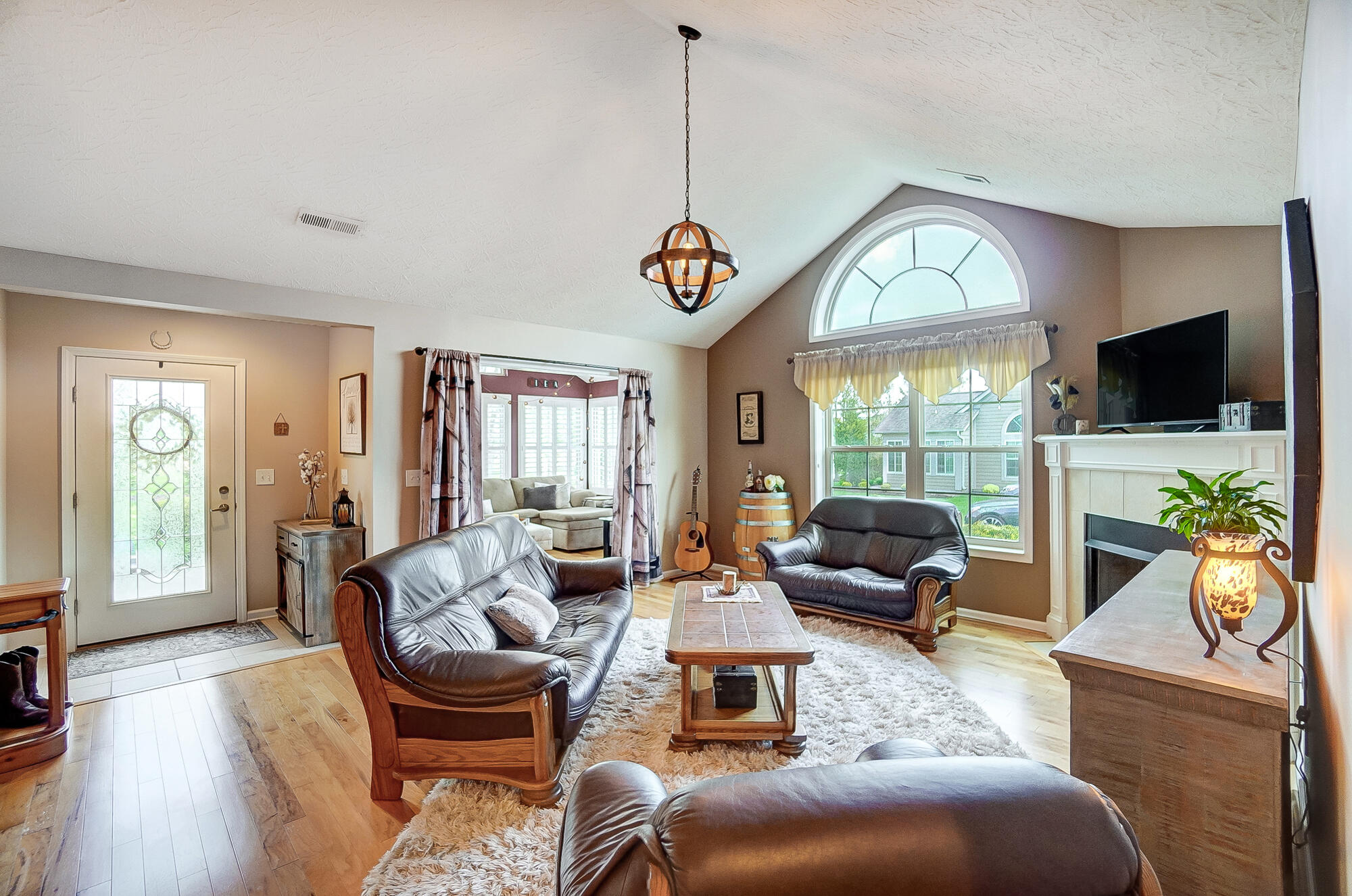 9138 Royal Oak Lane