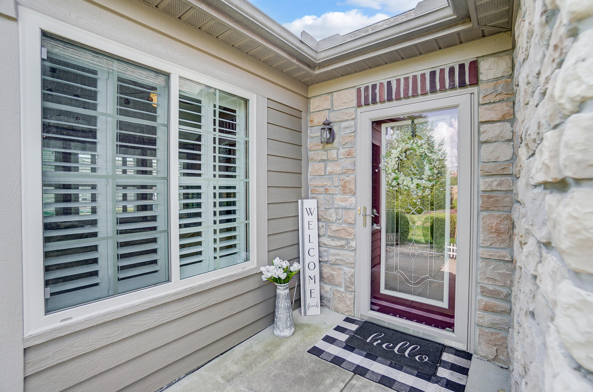 9138 Royal Oak Lane