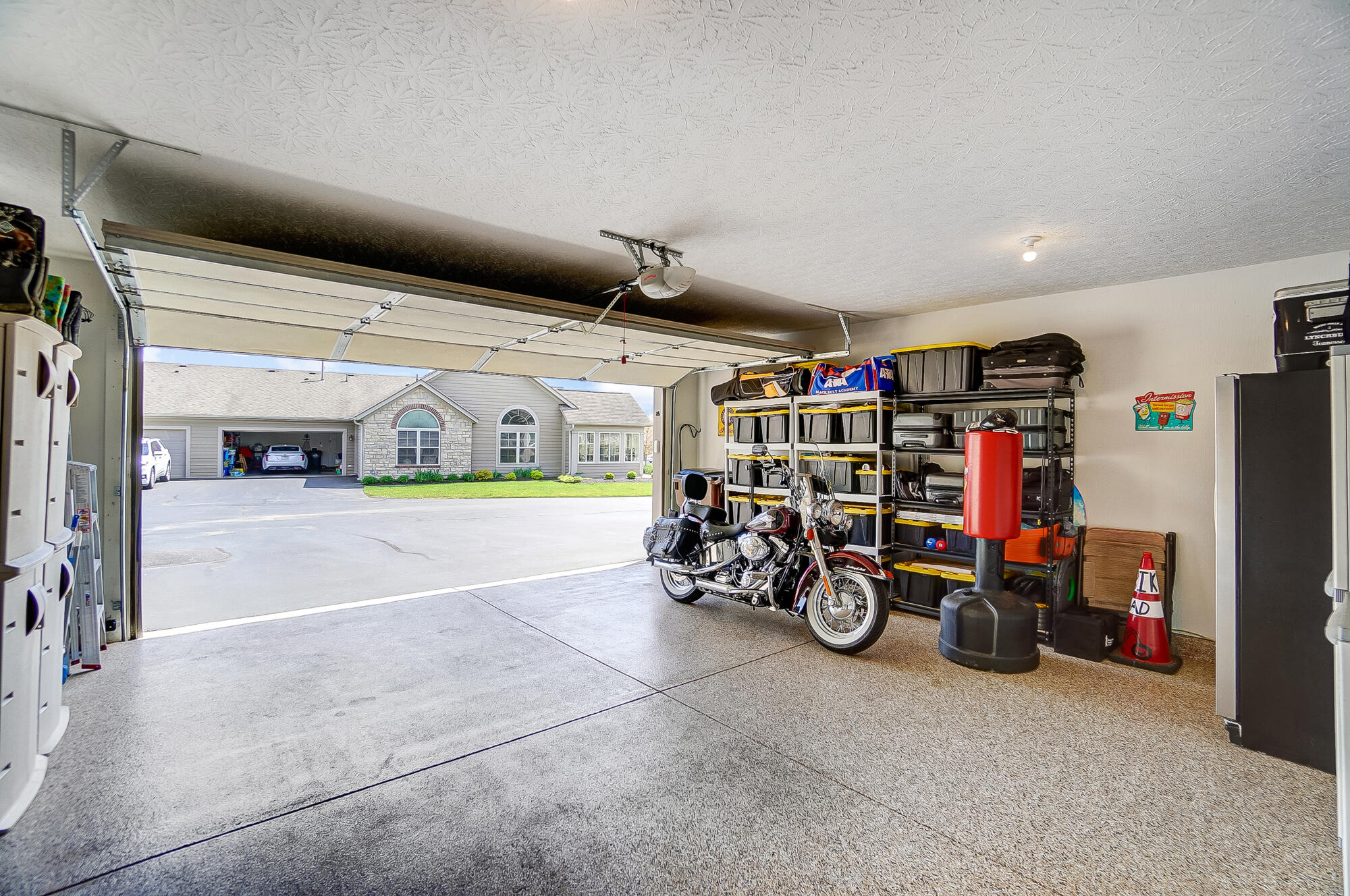 9138 Royal Oak Lane