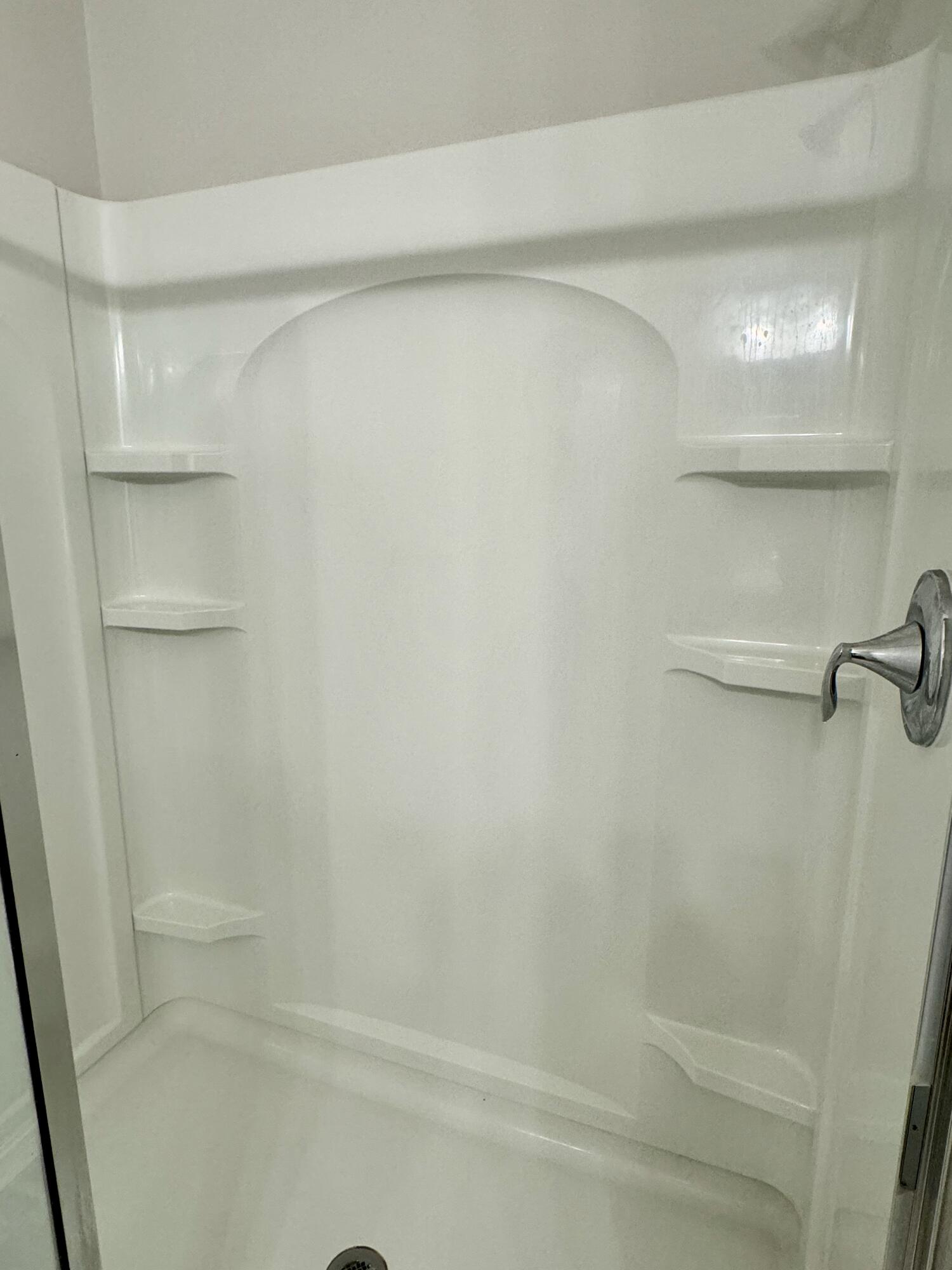 700 Streamside Drive, Upper