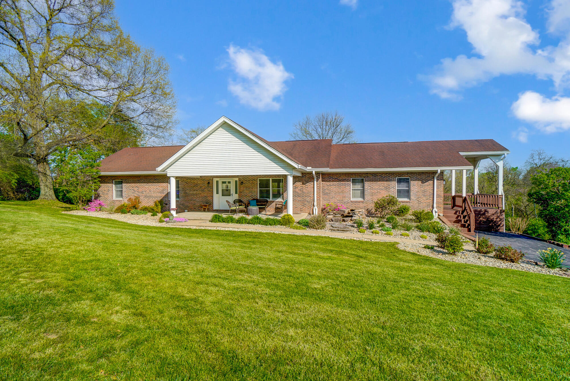 3331 Hathaway Road