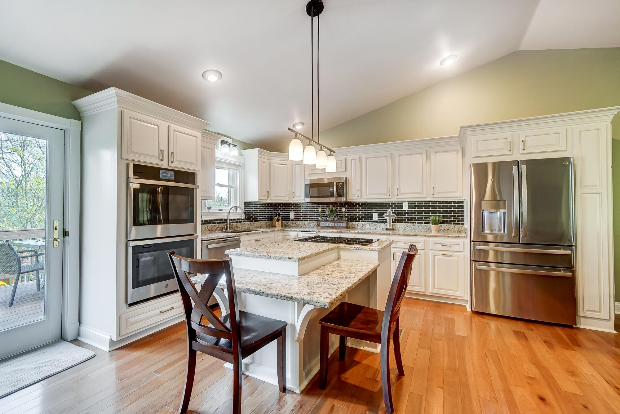 3331 Hathaway Road