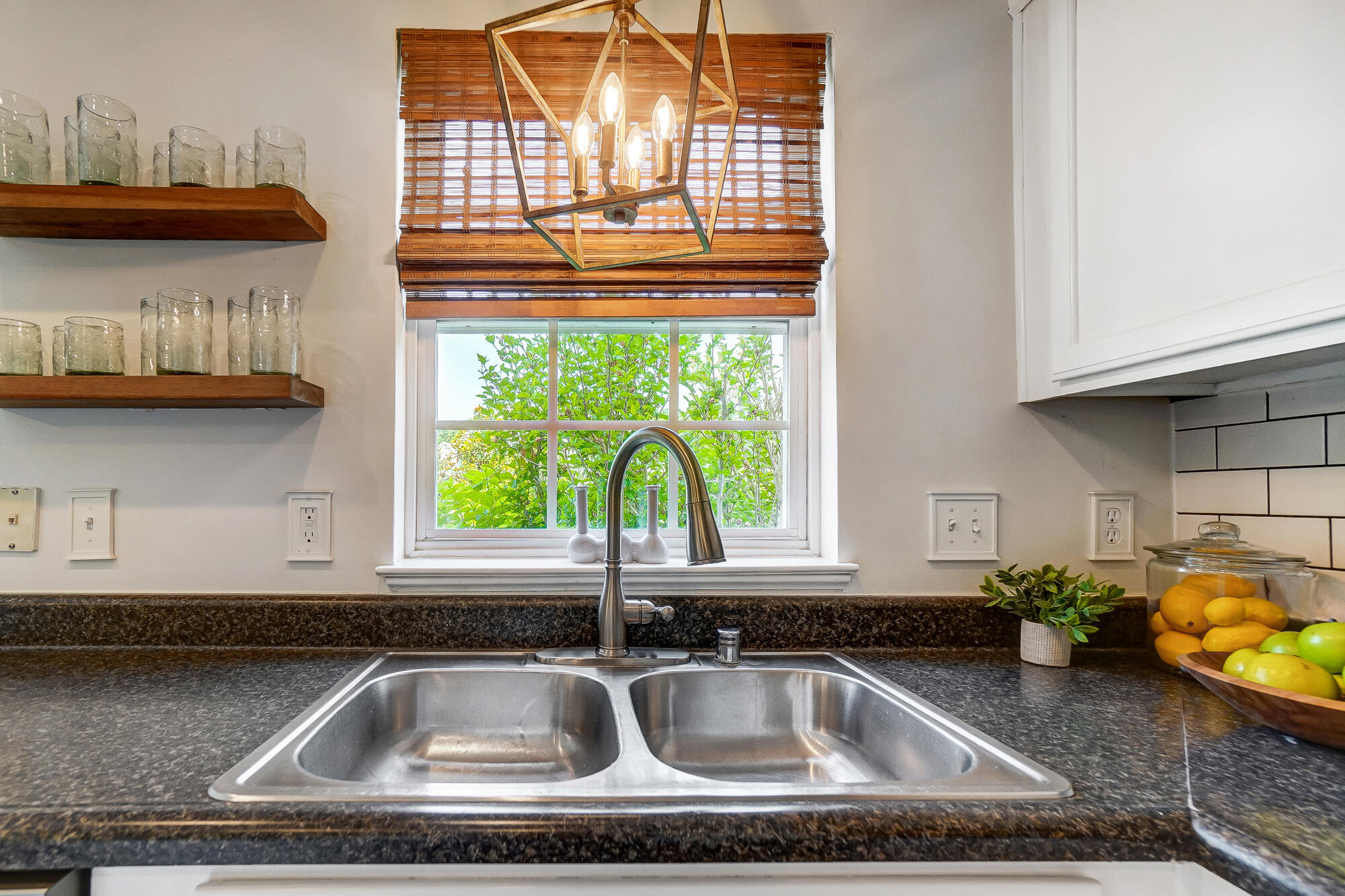 580 Panzeretta Drive