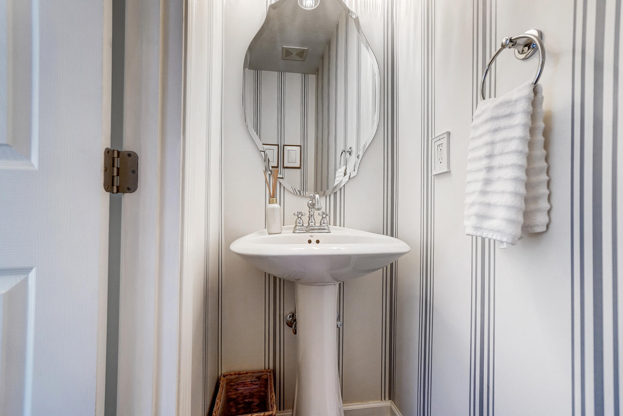 580 Panzeretta Drive