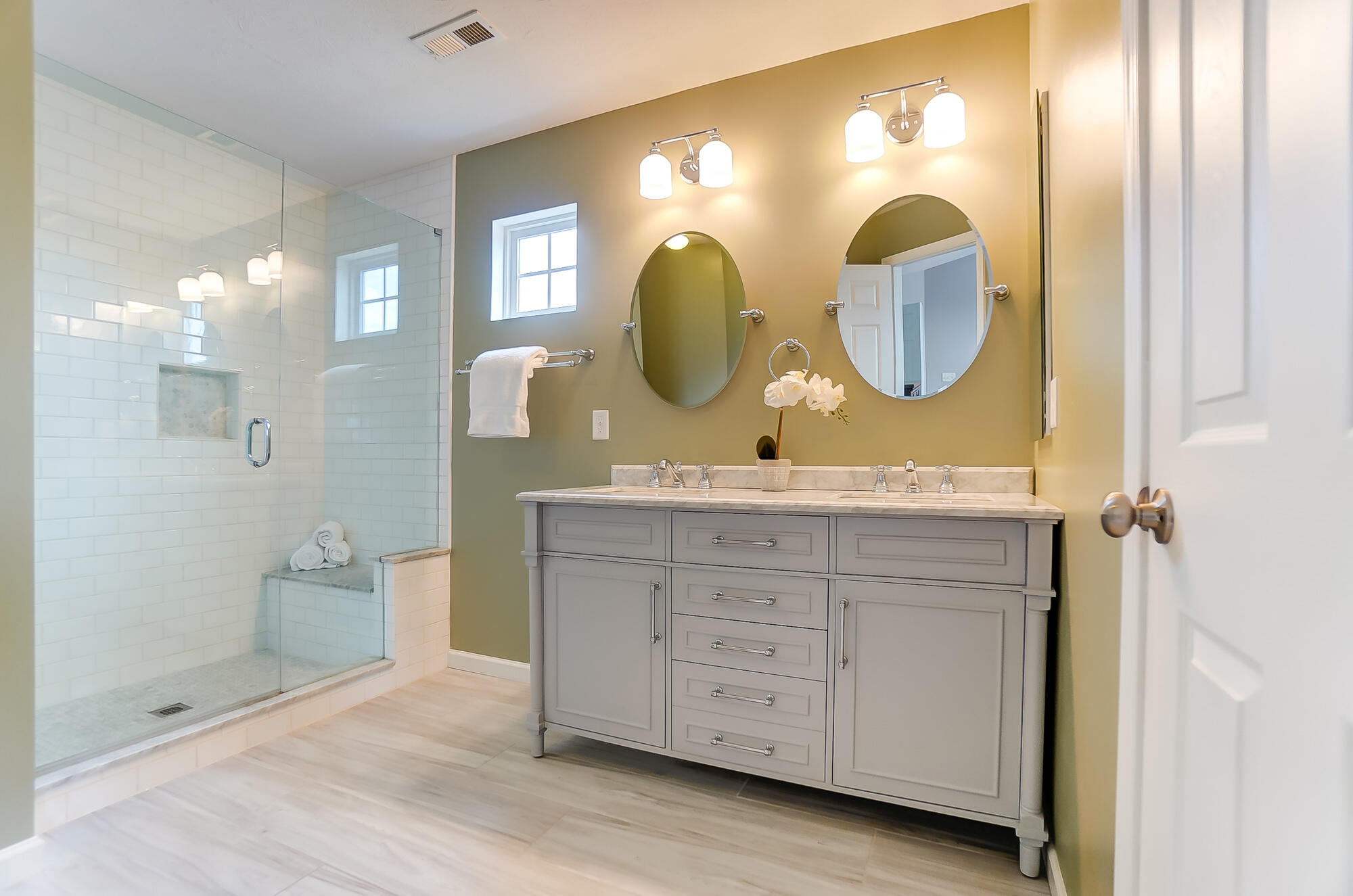 572 Panzeretta Drive