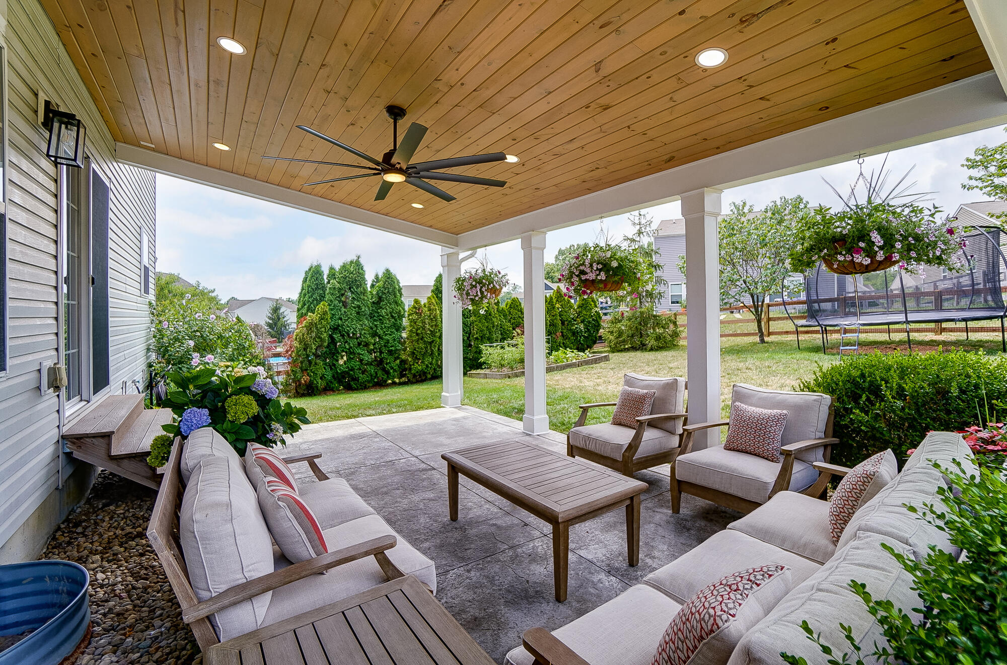 572 Panzeretta Drive