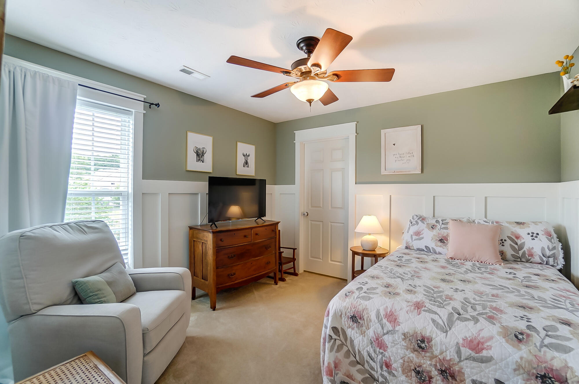 572 Panzeretta Drive