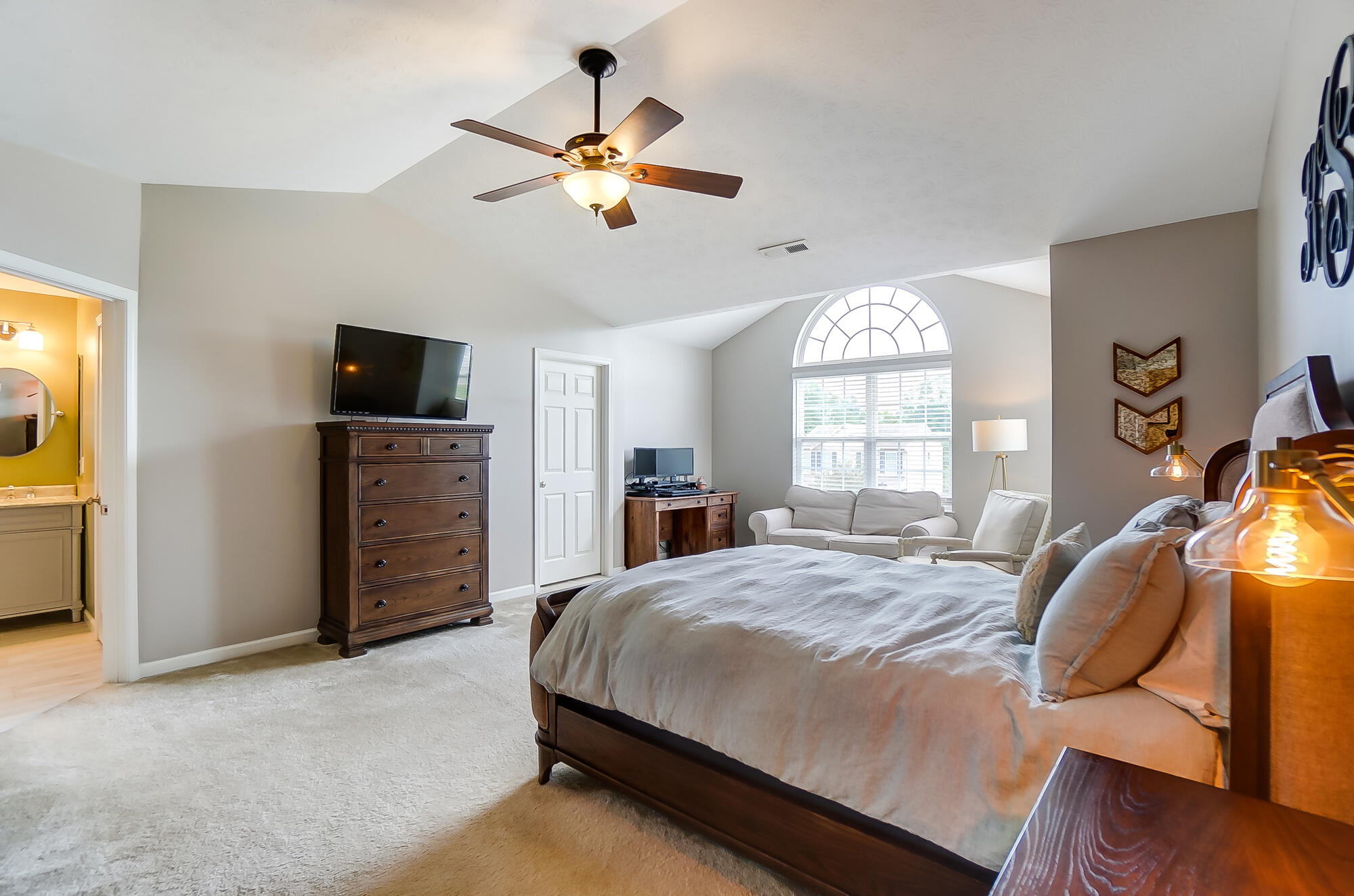 572 Panzeretta Drive