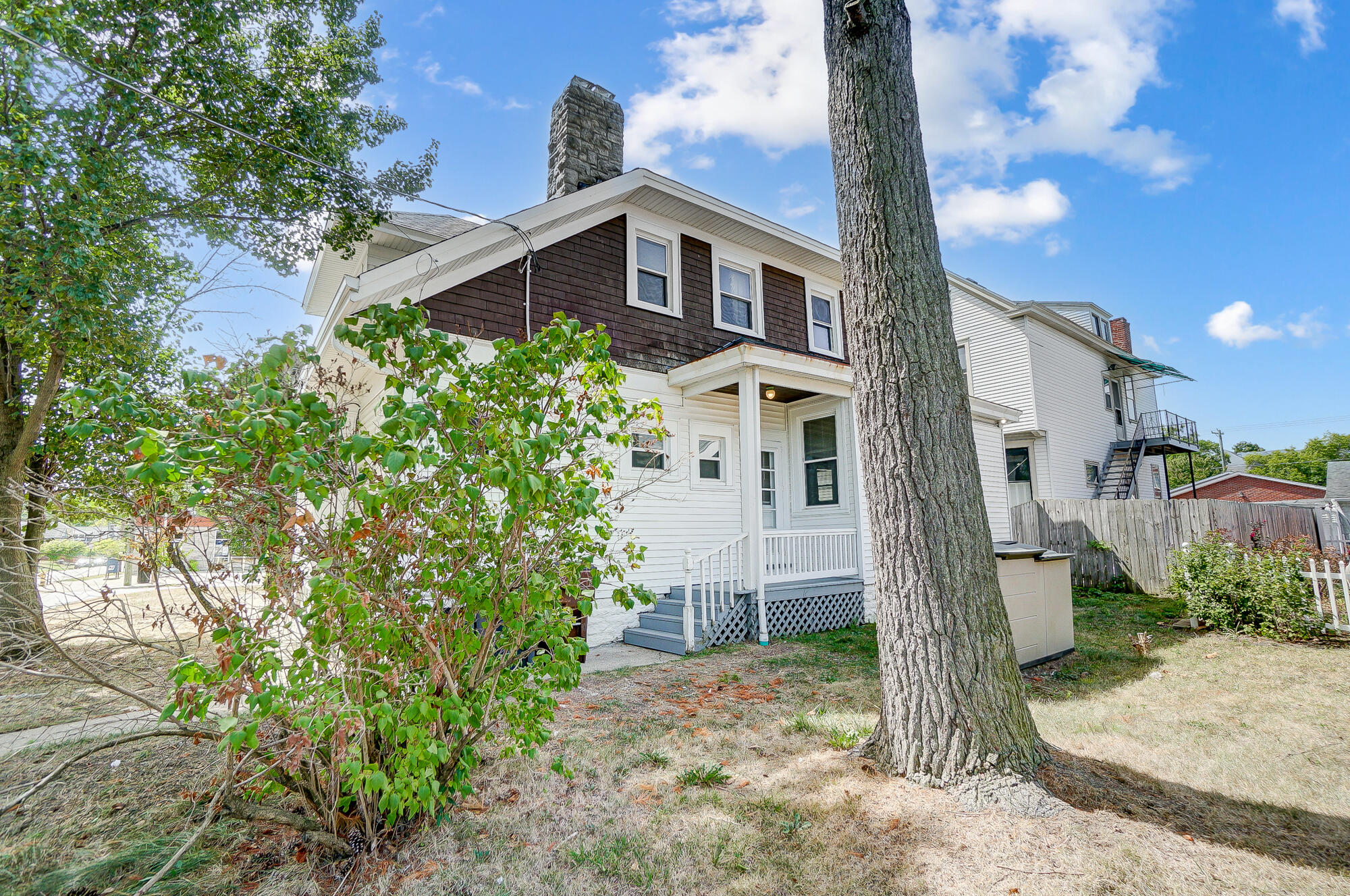 118 E Southern Avenue