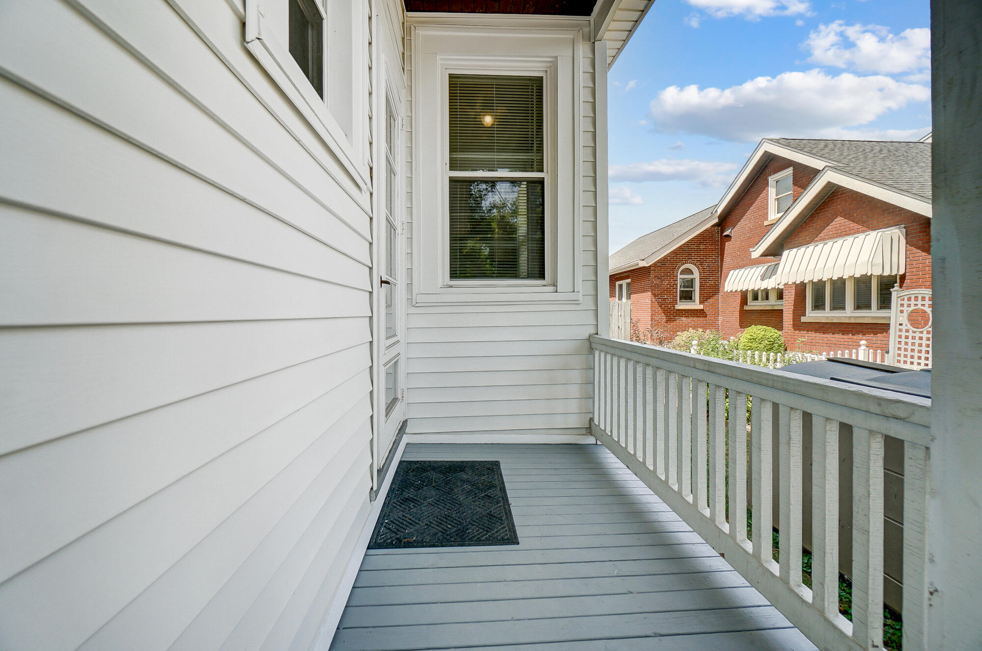 118 E Southern Avenue