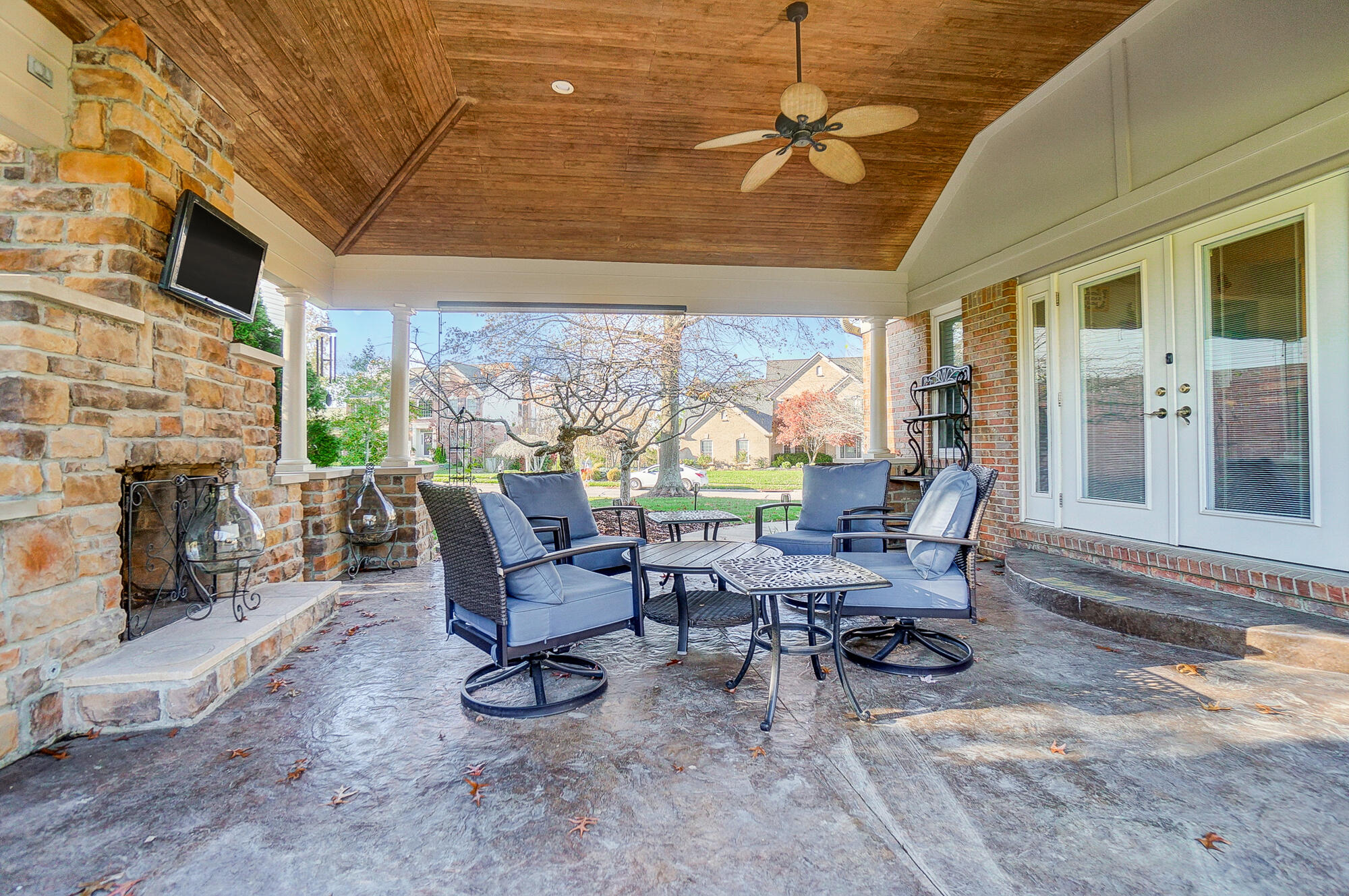 1047 Bayswater Drive