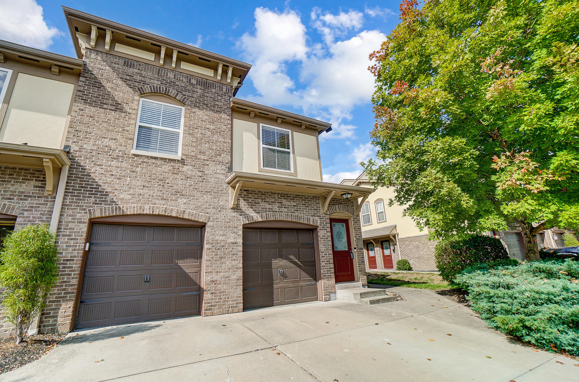 2209 Rolling Hills Drive